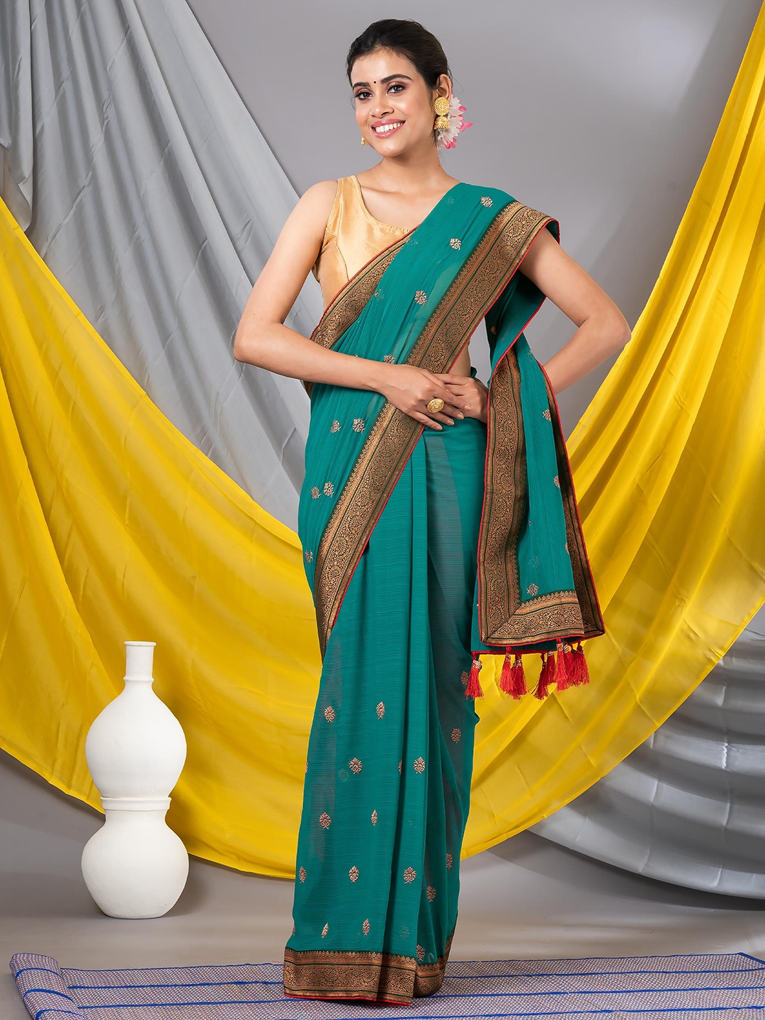 

MAHALASA Ethnic Motifs Embroidered Pure Chiffon Saree, Sea green