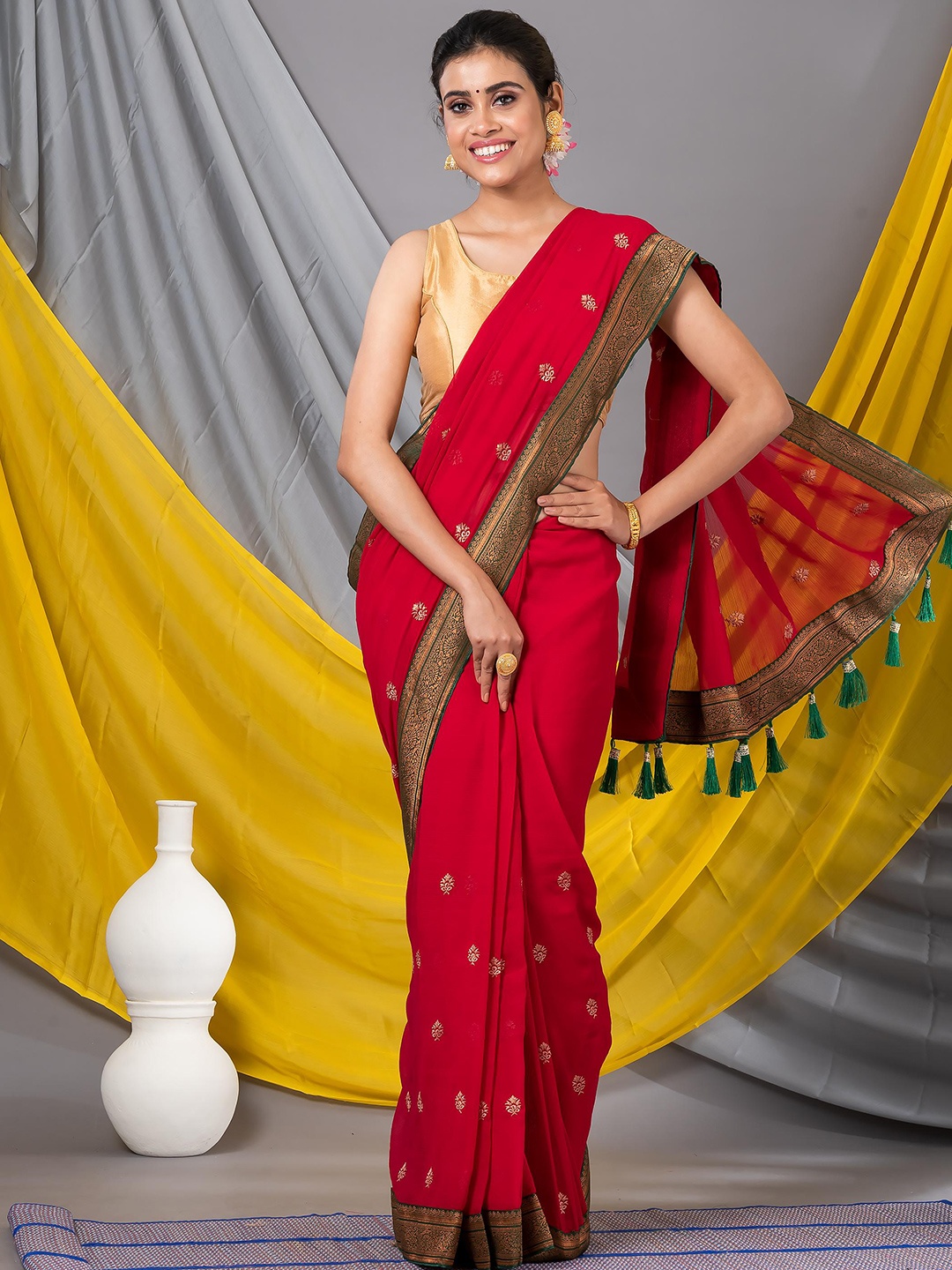 

MAHALASA Ethnic Motifs Embroidered Pure Chiffon Zari Saree, Red