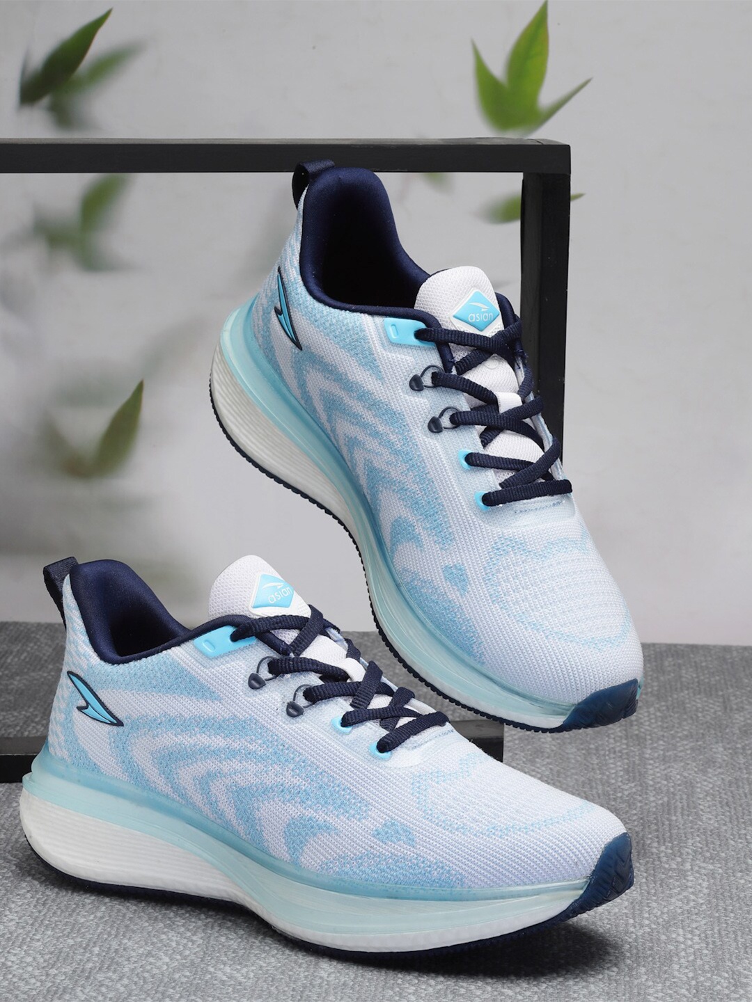 

ASIAN Men LIGHTFOAM-02 Textured Running Shoes, White