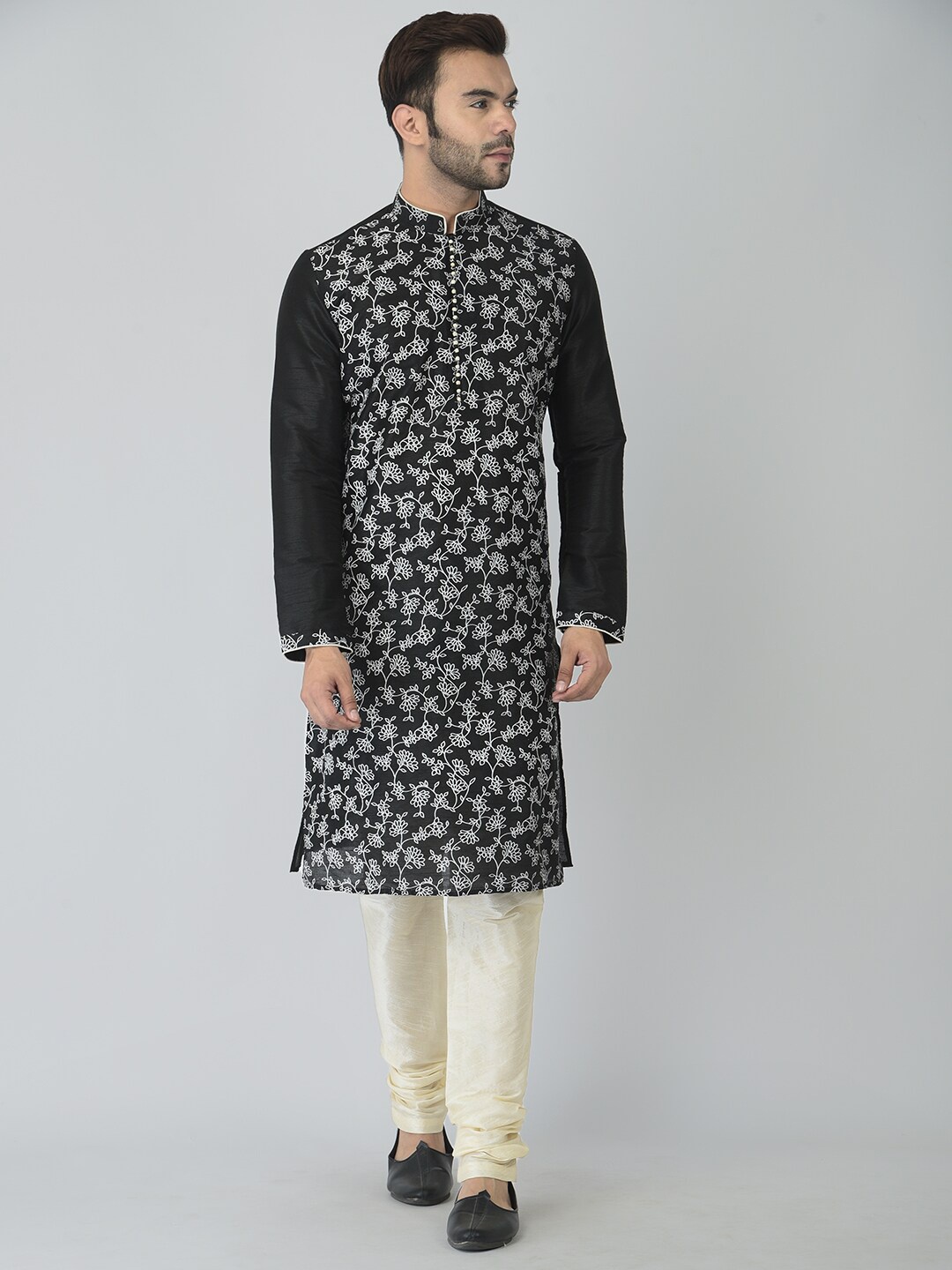 

DEYANN Floral Printed Dupion Silk Straight Kurta with Pyjama & Nehru jacket, Black