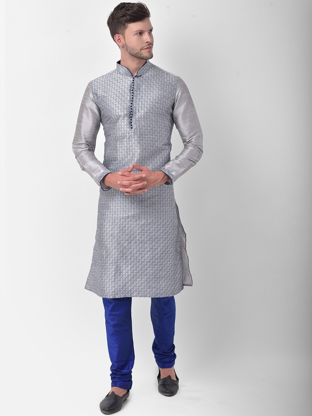 

DEYANN Geometric Woven Design Mandarin Collar Straight Kurta With Churidar, Silver