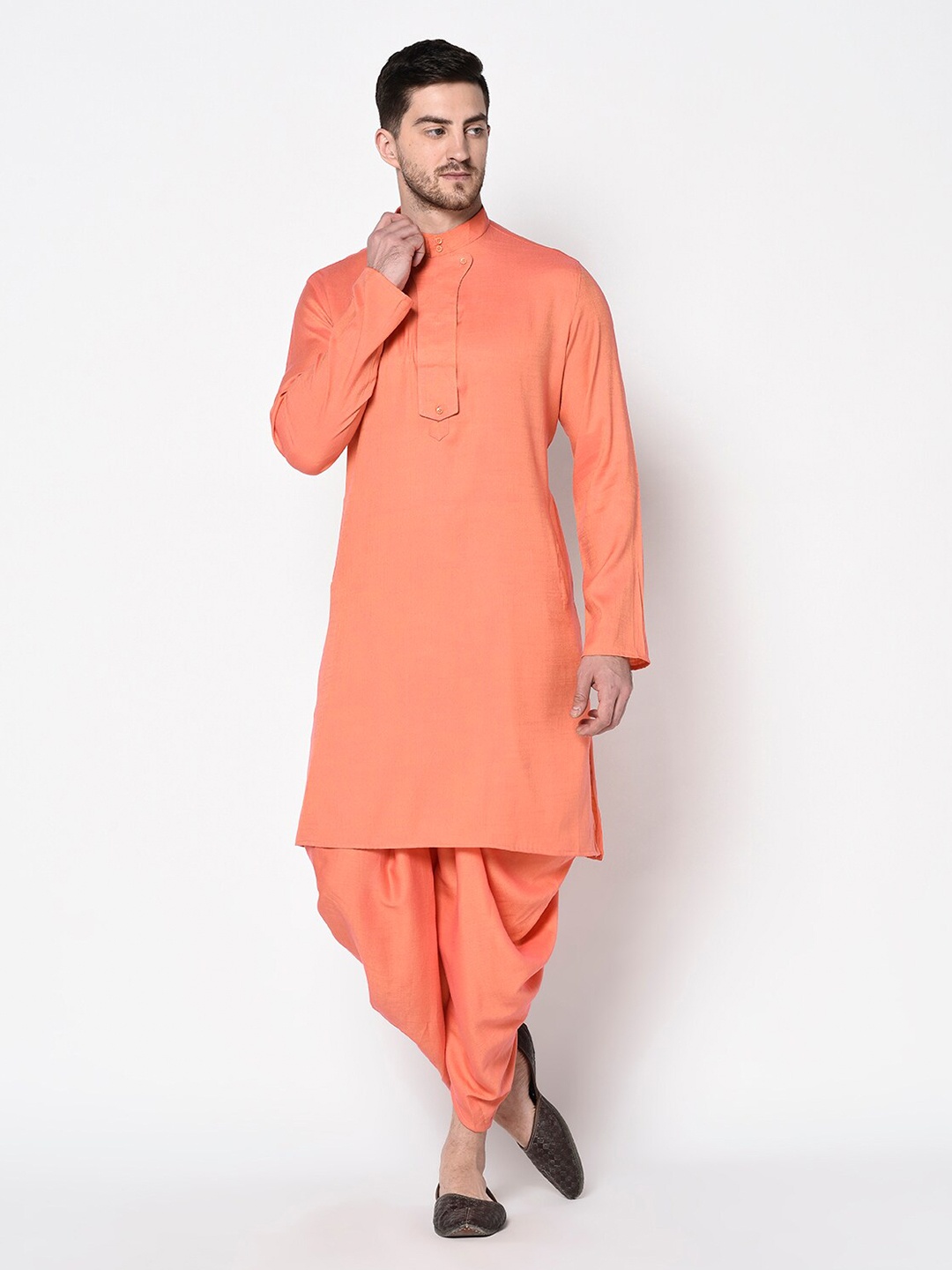 

DEYANN Mandarin Collar Straight Kurta With Dhoti Pants, Peach