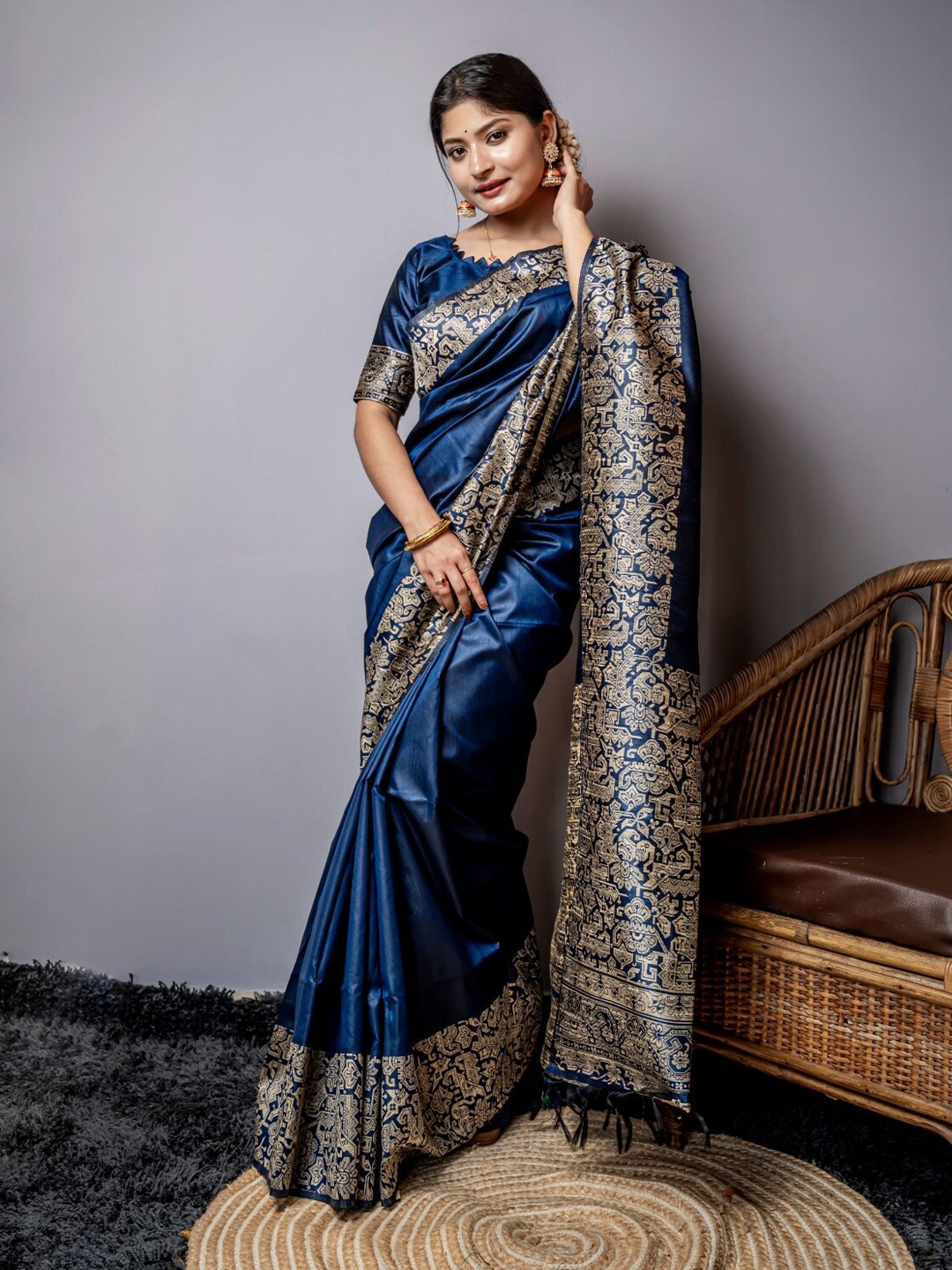 

NK Textiles Navy Blue & White Raw Silk Handloom Bhagalpuri Saree