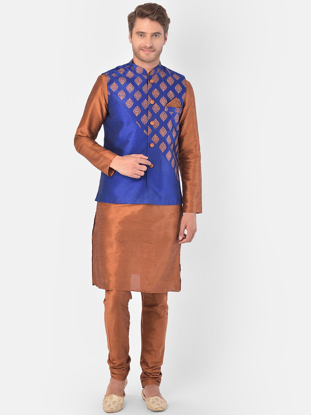 

DEYANN Regular Kurta With Pyjama & Nehru Jacket, Copper