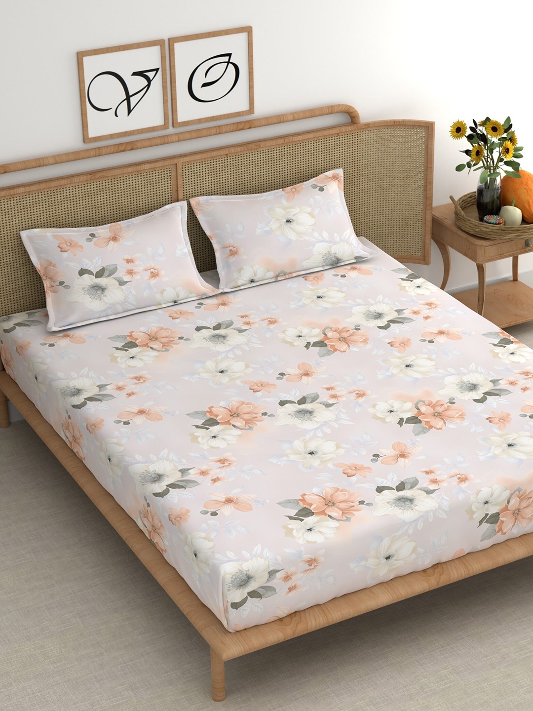 

CHHAVI INDIA Peach & White Floral 210 TC Cotton King Flat Bedsheet with 2 Pillow Covers