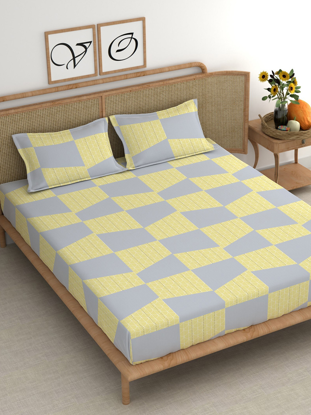 

CHHAVI INDIA Yellow & Grey Geometric 210 TC Cotton King Flat Bedsheet with 2 Pillow Covers