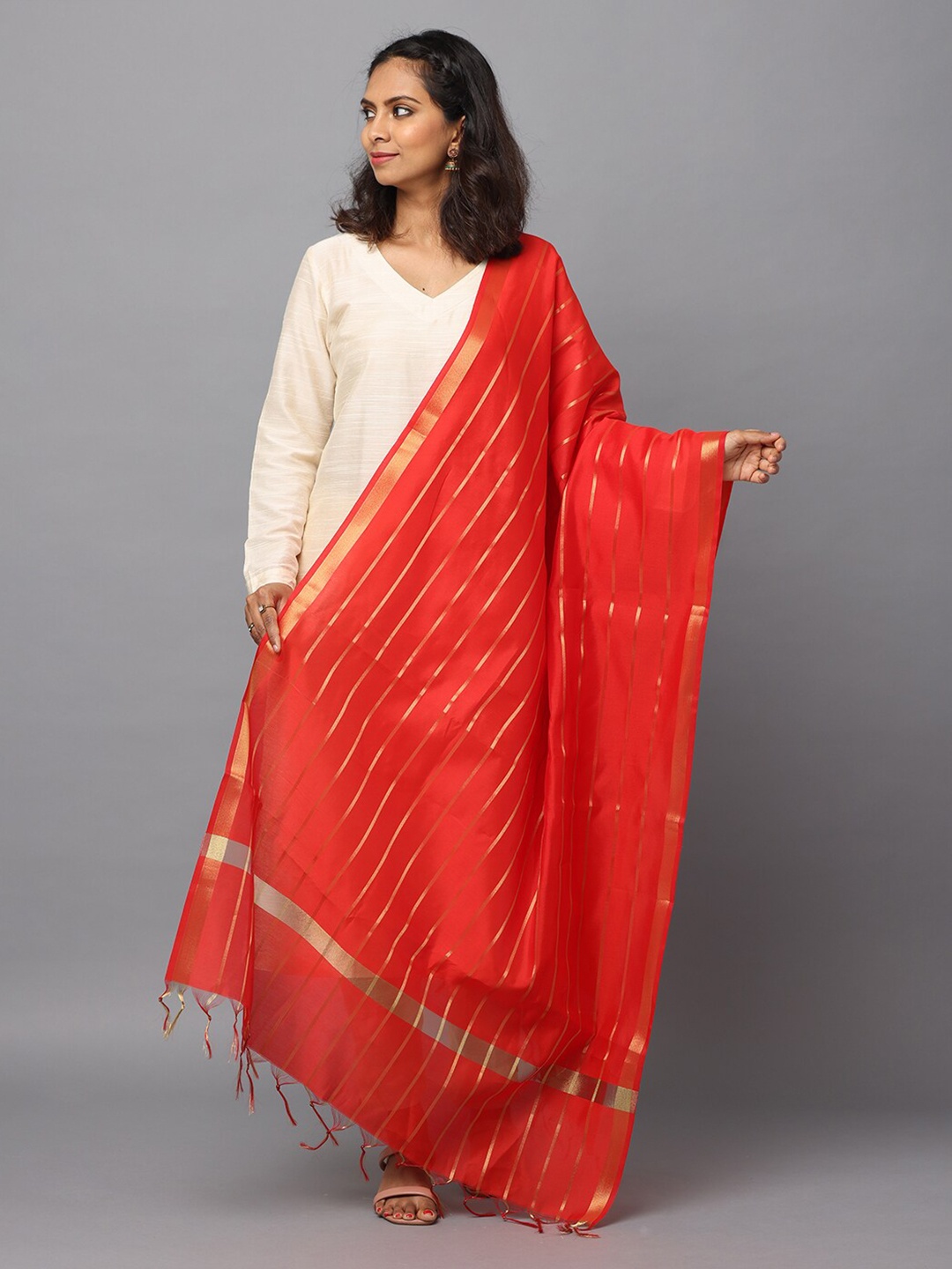 

HELLA FASHIONS Striped Banarasi Silk Dupatta, Red