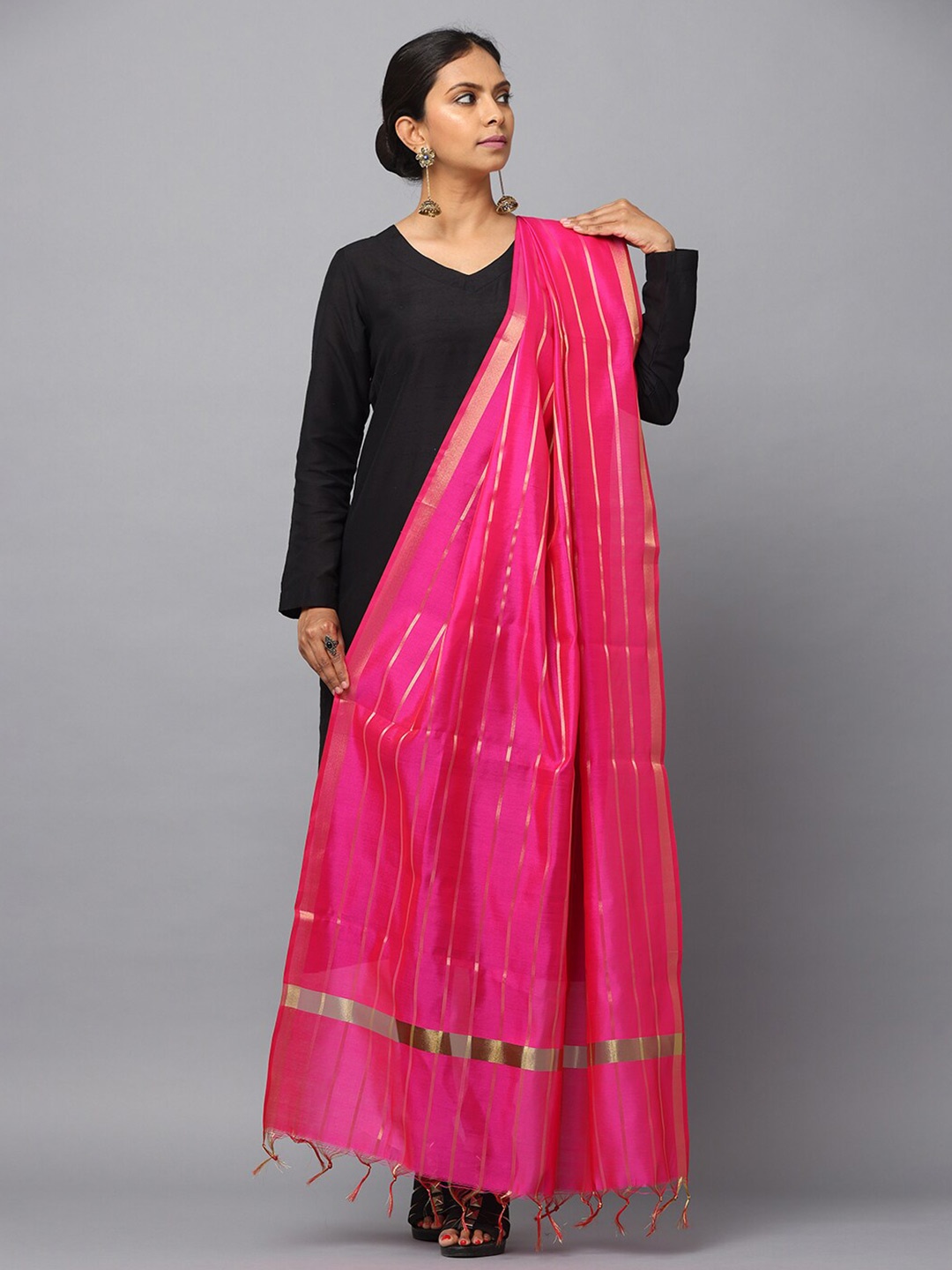 

HELLA FASHIONS Striped Banarasi Silk Dupatta, Fuchsia