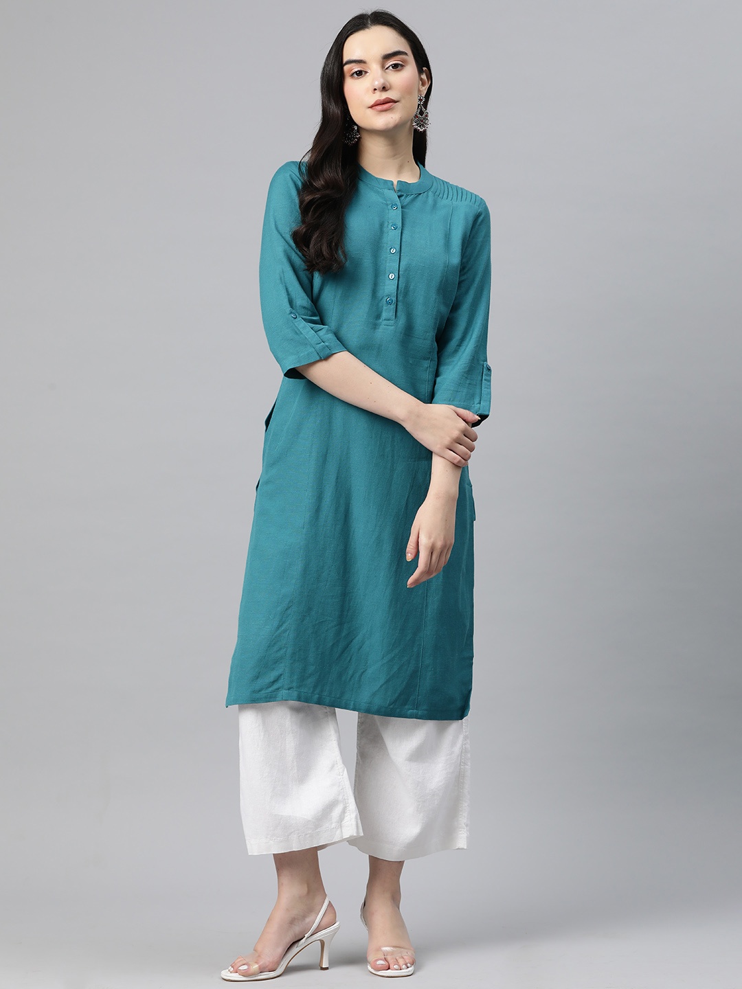 

Ayaany Women Solid Kurta, Green