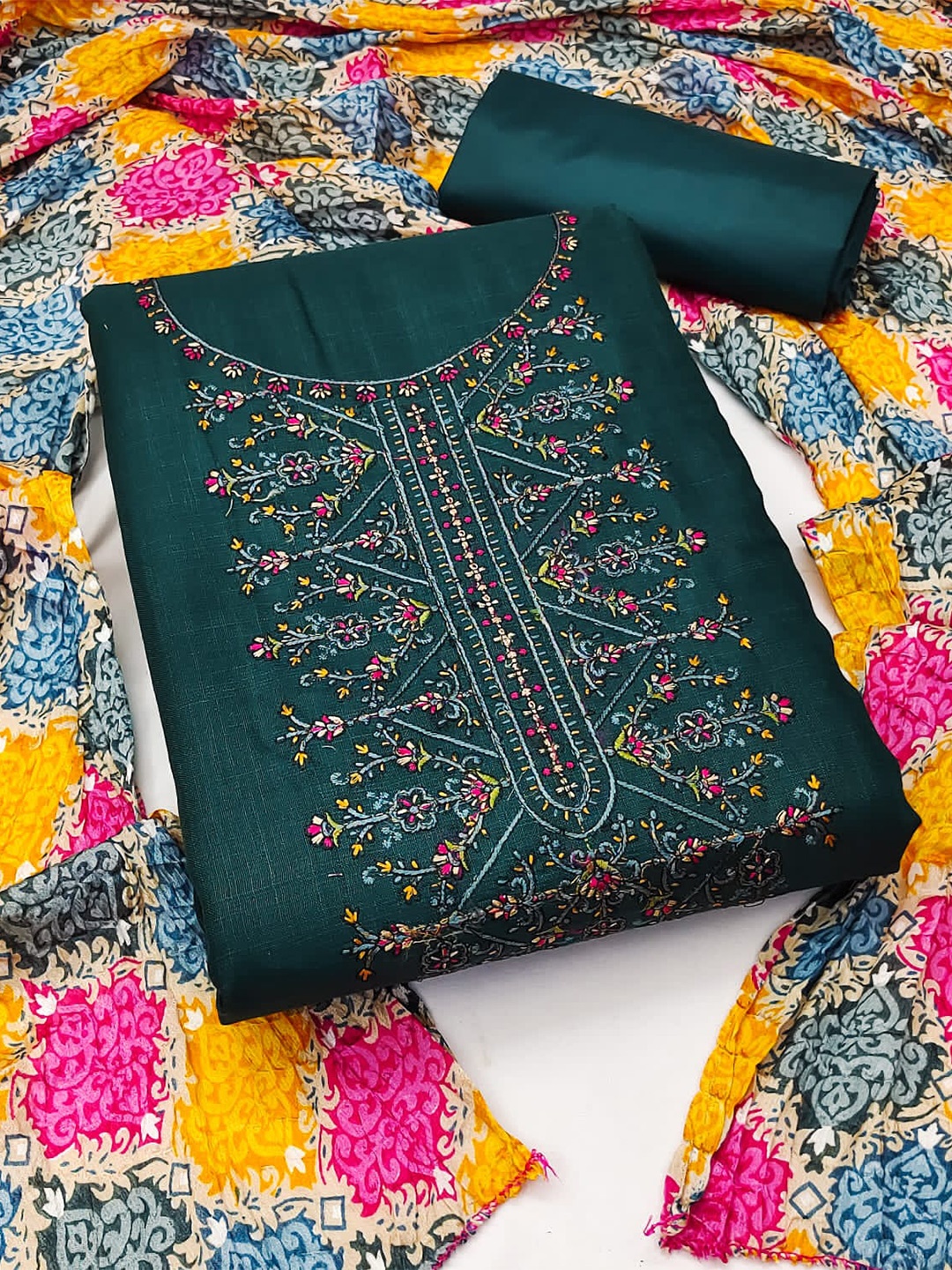 

ZEEPKART Embroidered Unstitched Dress Material, Green