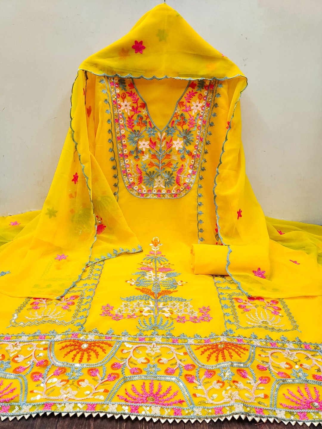 

ZEEPKART Floral Embroidered Unstitched Dress Material, Gold