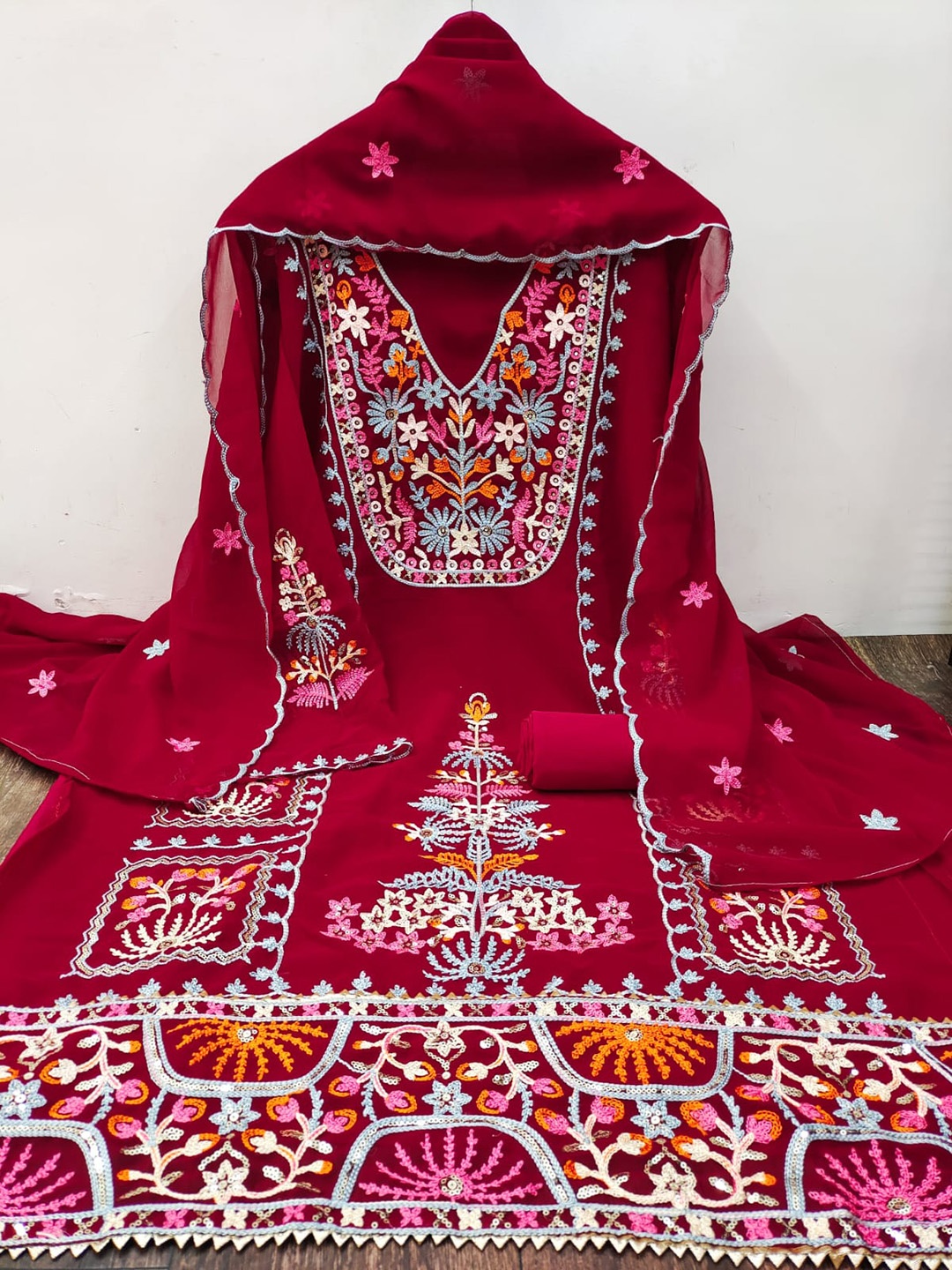 

ZEEPKART Ethnic Motifs Embroidered Unstitched Dress Material, Pink