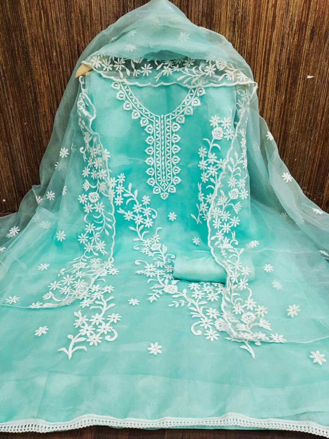 

ZEEPKART Floral Embroidered Unstitched Dress Material, Green