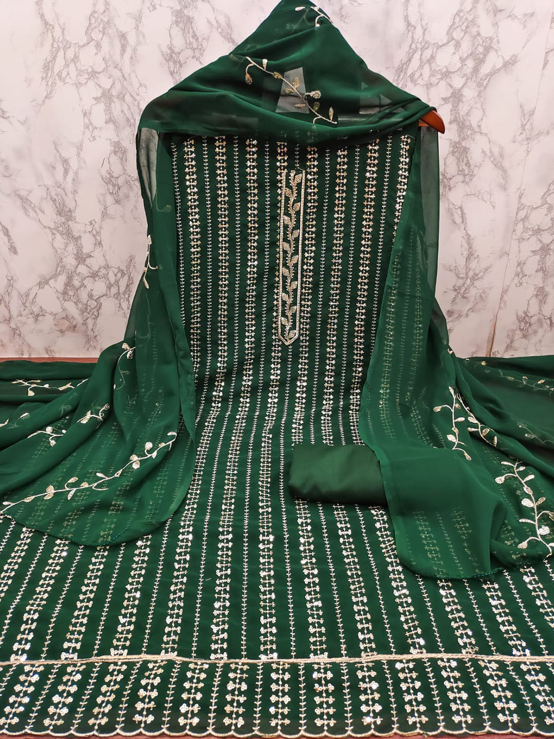 

ZEEPKART Floral Embroidered Unstitched Dress Material, Green