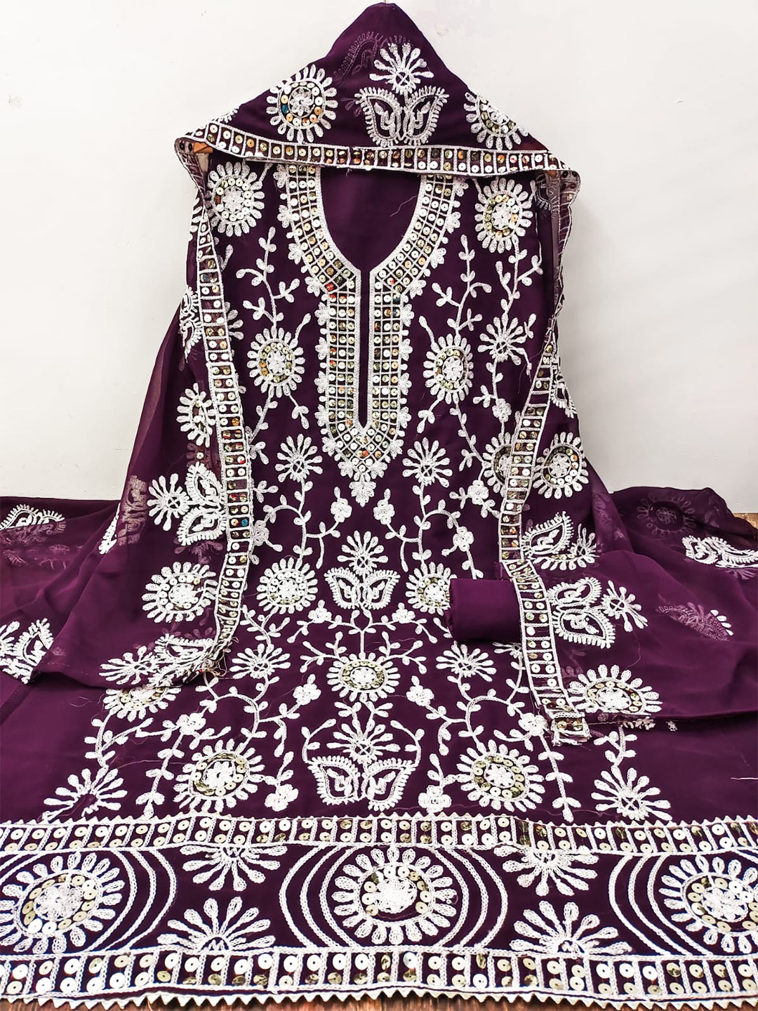 

ZEEPKART Floral Embroidered Unstitched Dress Material, Purple