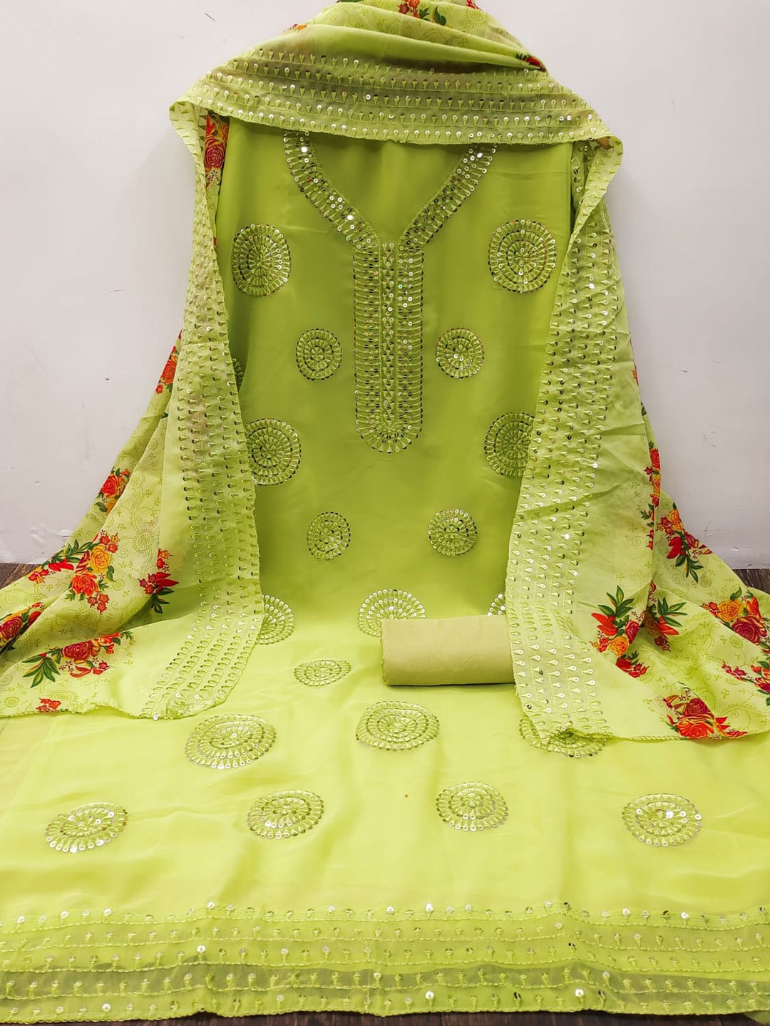 

ZEEPKART Floral Embroidered Sequinned Unstitched Dress Material, Green