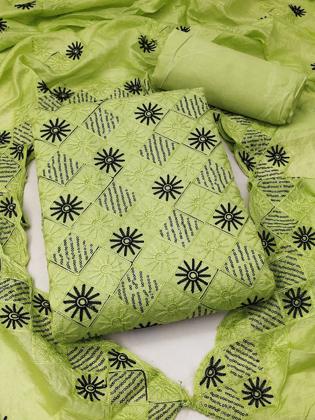 

ZEEPKART Floral Embroidered Unstitched Dress Material, Green