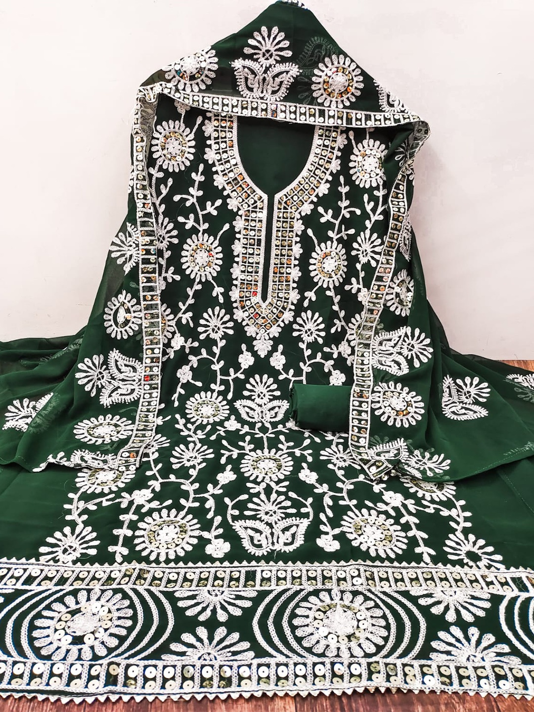 

ZEEPKART Floral Embroidered Unstitched Dress Material, Green