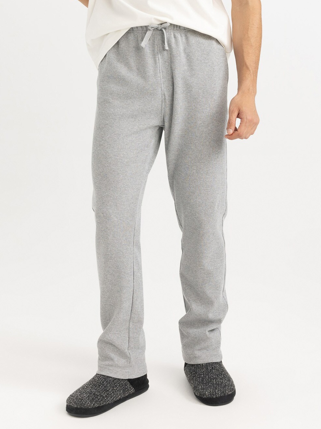

DeFacto Men Mid-Rise Straight Lounge Pants, Grey