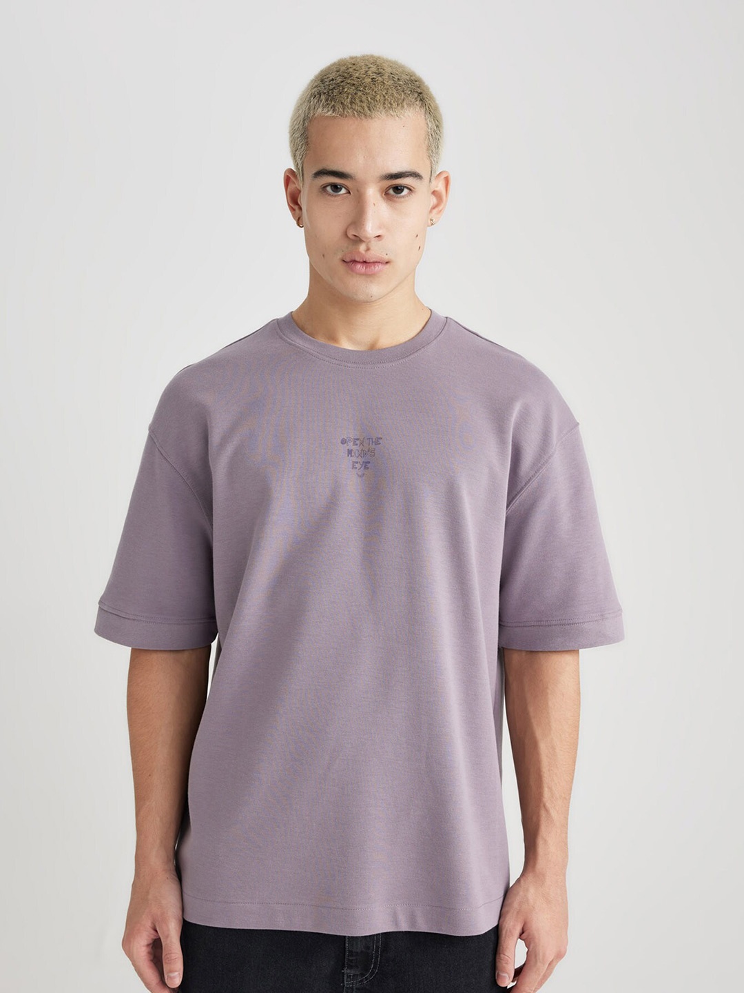 

DeFacto Cotton Round Neck Pockets Regular Fit T-shirt, Grey