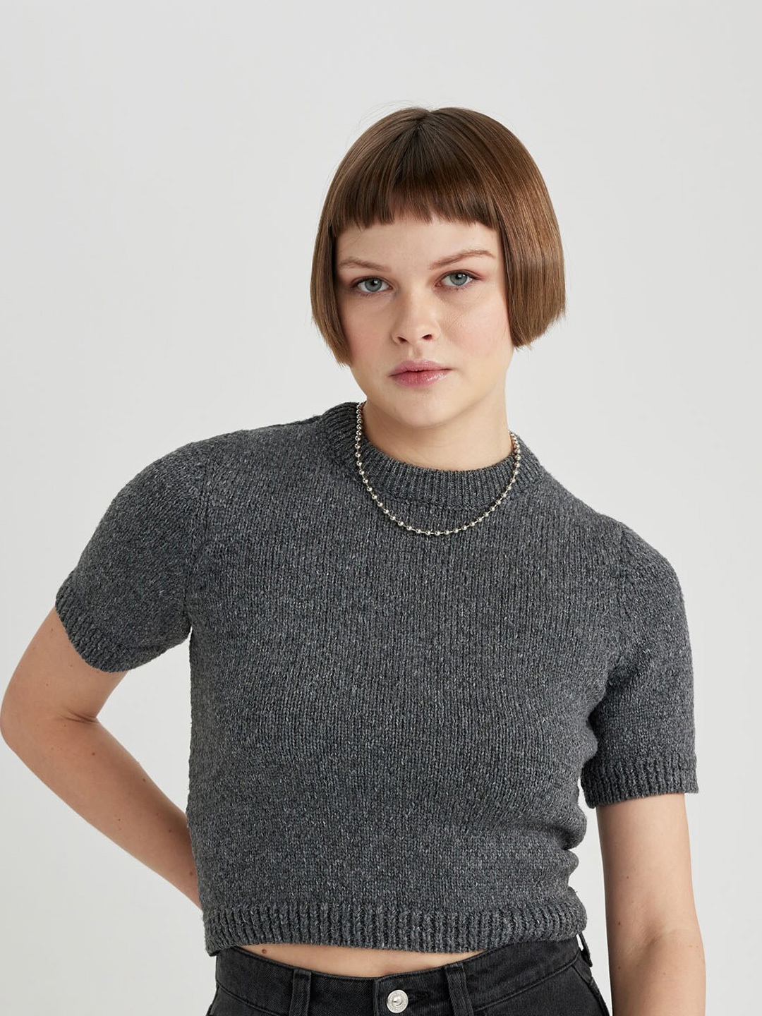 

DeFacto Self Design Cable Knit Crop Pullover, Black