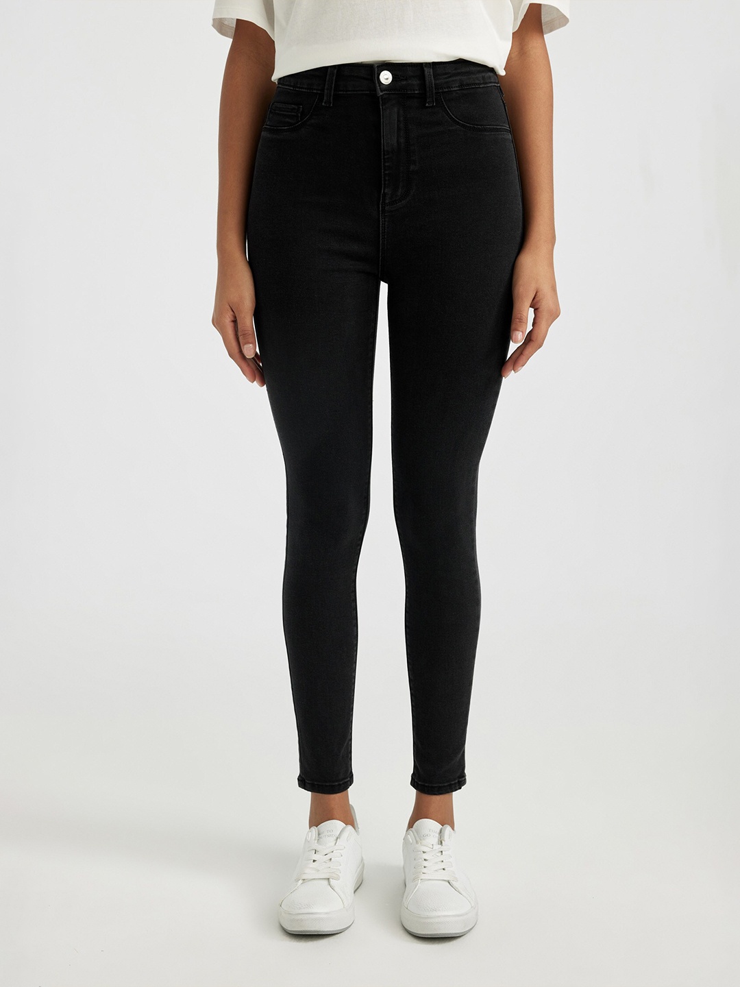 

DeFacto Women Mid-Rise Chinos Trousers, Na