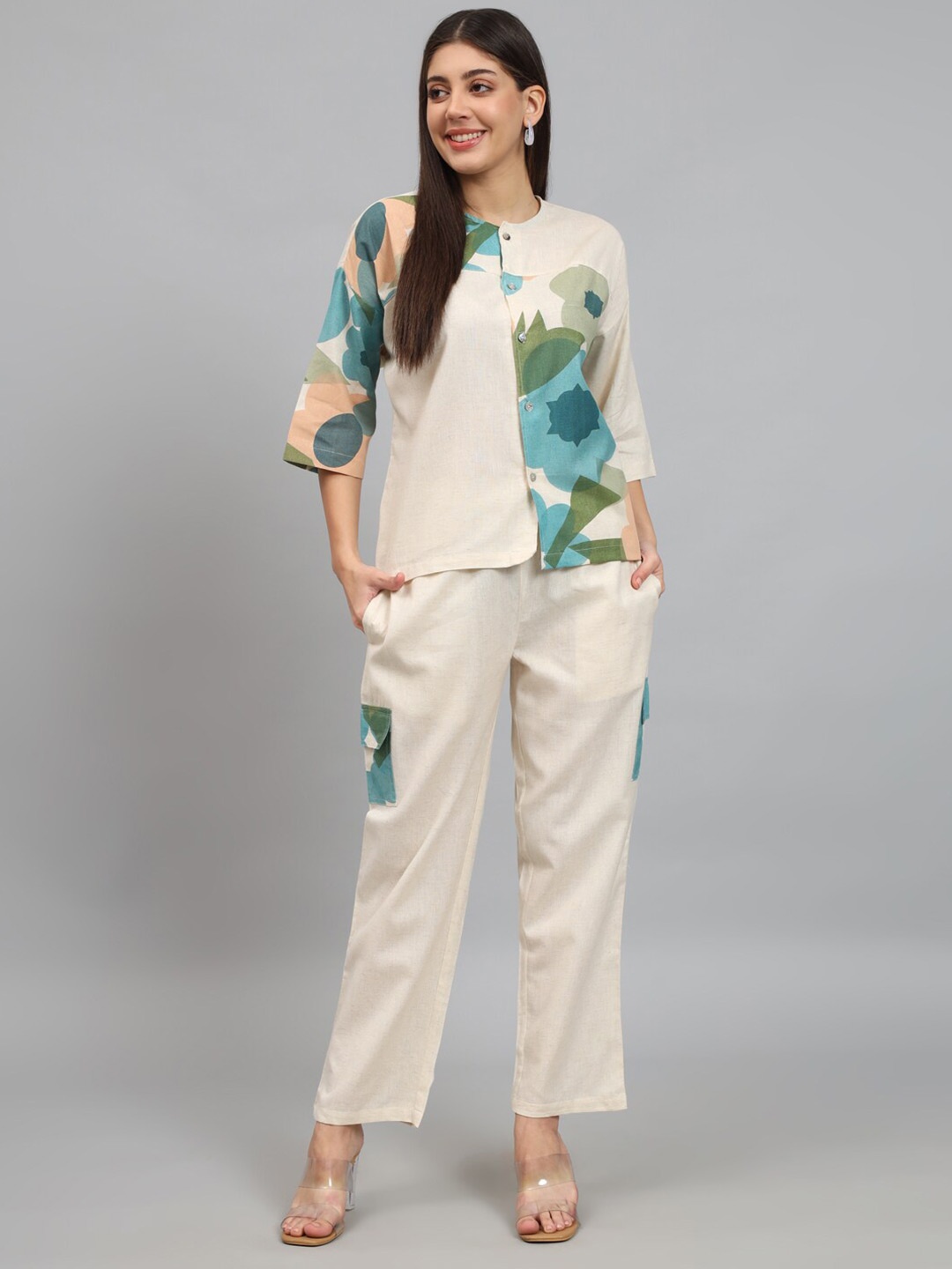 

NEWD Printed Collar-Neck Shirt With Mid-Rise Trouser, Beige