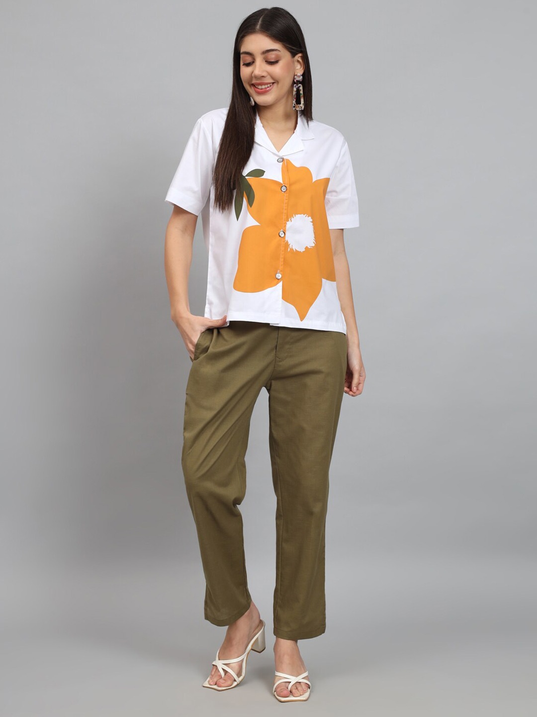 

NEWD Floral Printed Notched Lapel Collar Shirt With Trouser, White
