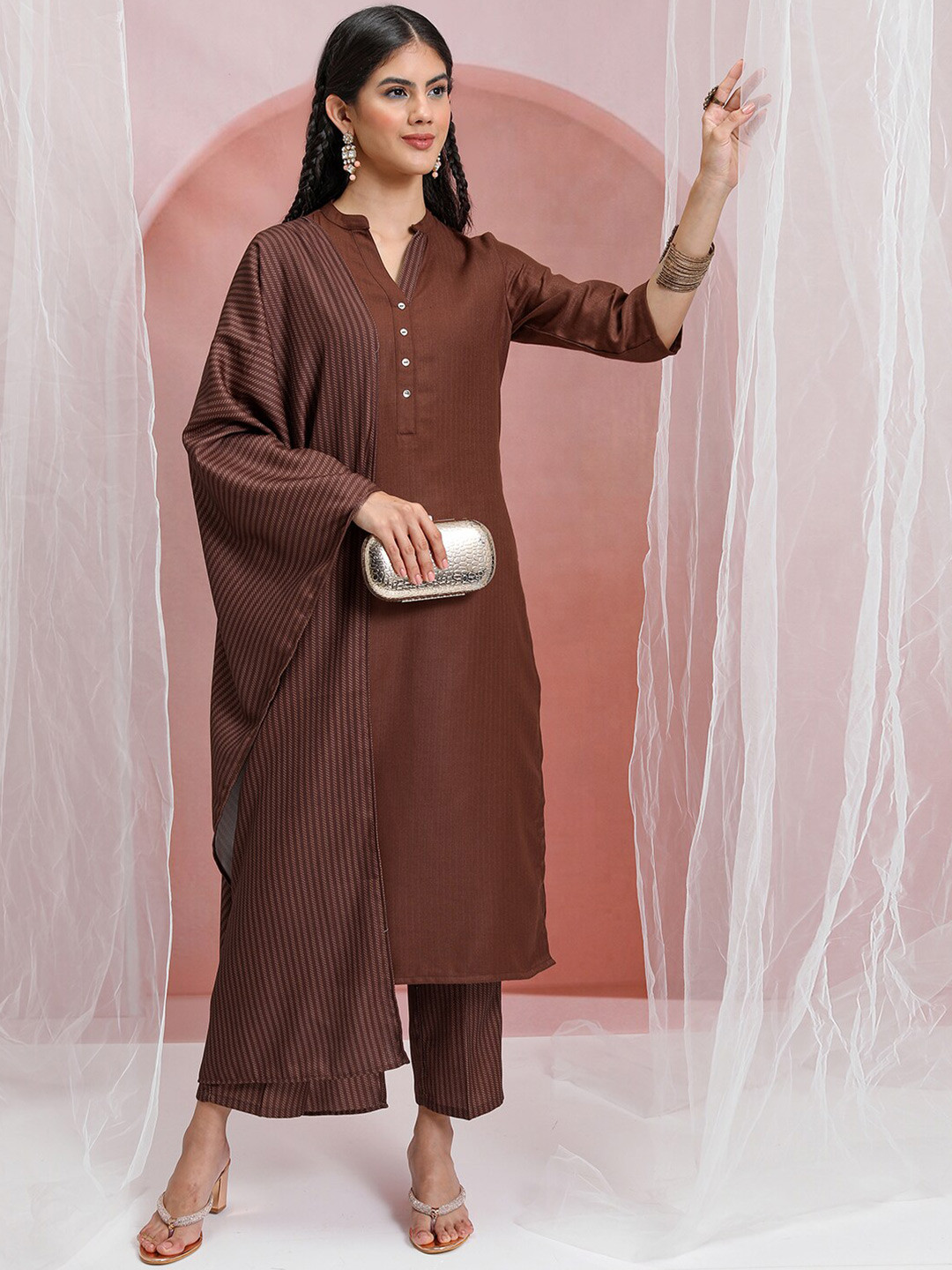 

Vishudh Mandarin Collar Regular Kurta with Trousers & Dupatta, Brown