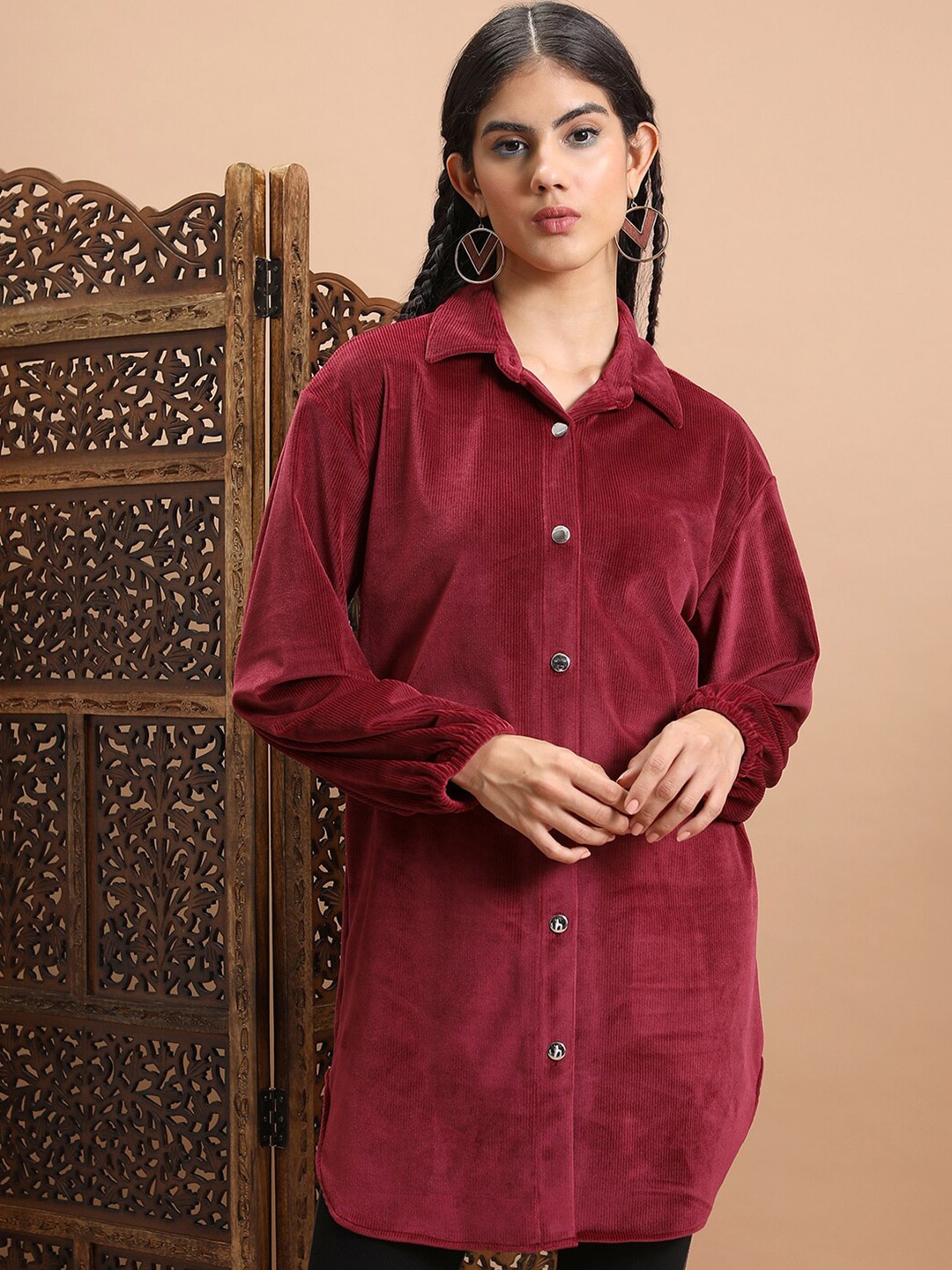 

Vishudh Maroon Shirt Collar Longline Tunic