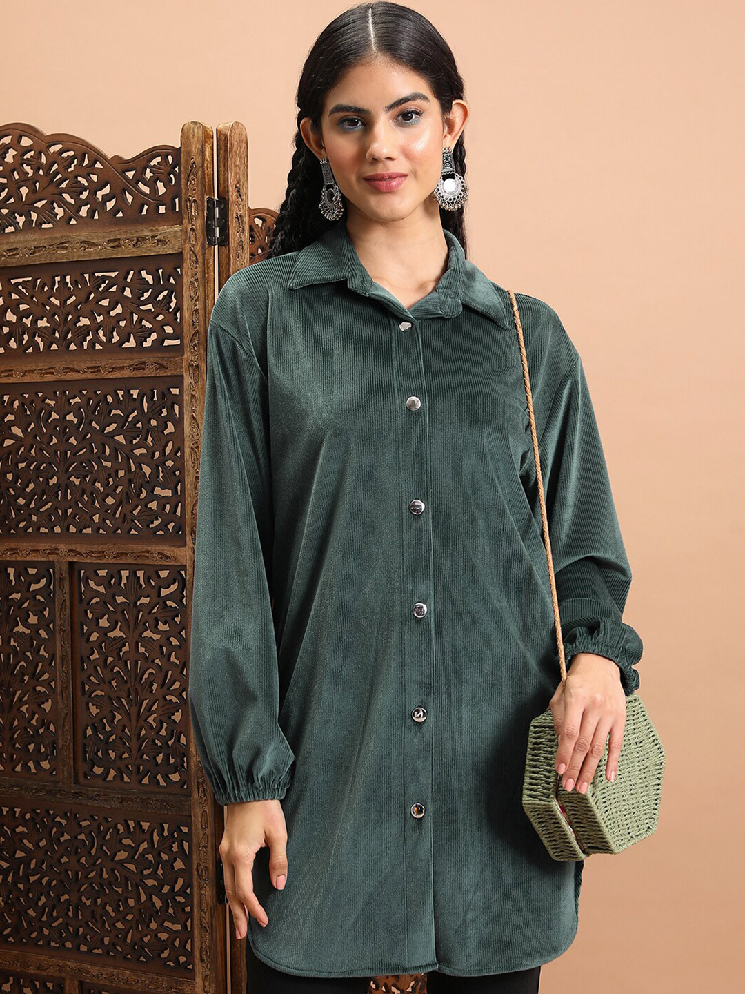 

Vishudh Shirt Collar Tunic, Green