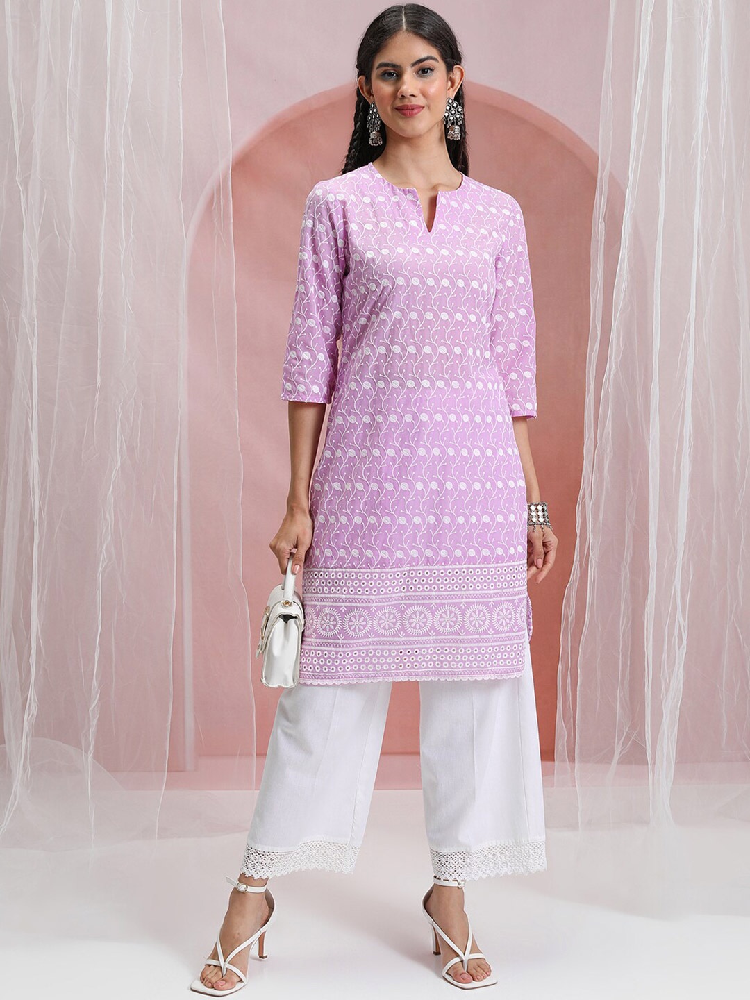 

Vishudh Ethnic Motifs Embroidered Kurta, Lavender