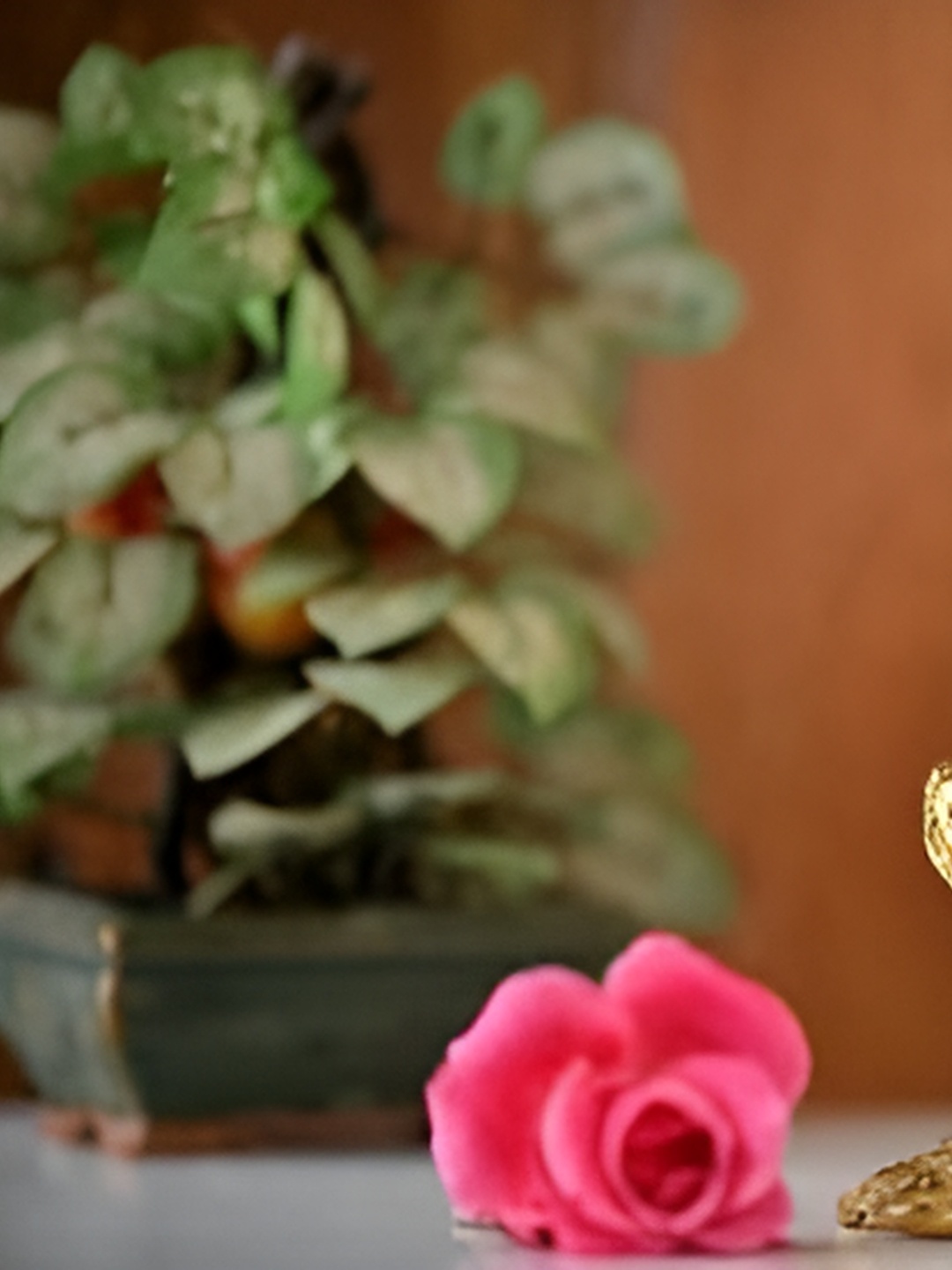 

Navyaksh Gold Toned Durga Maa Showpiece