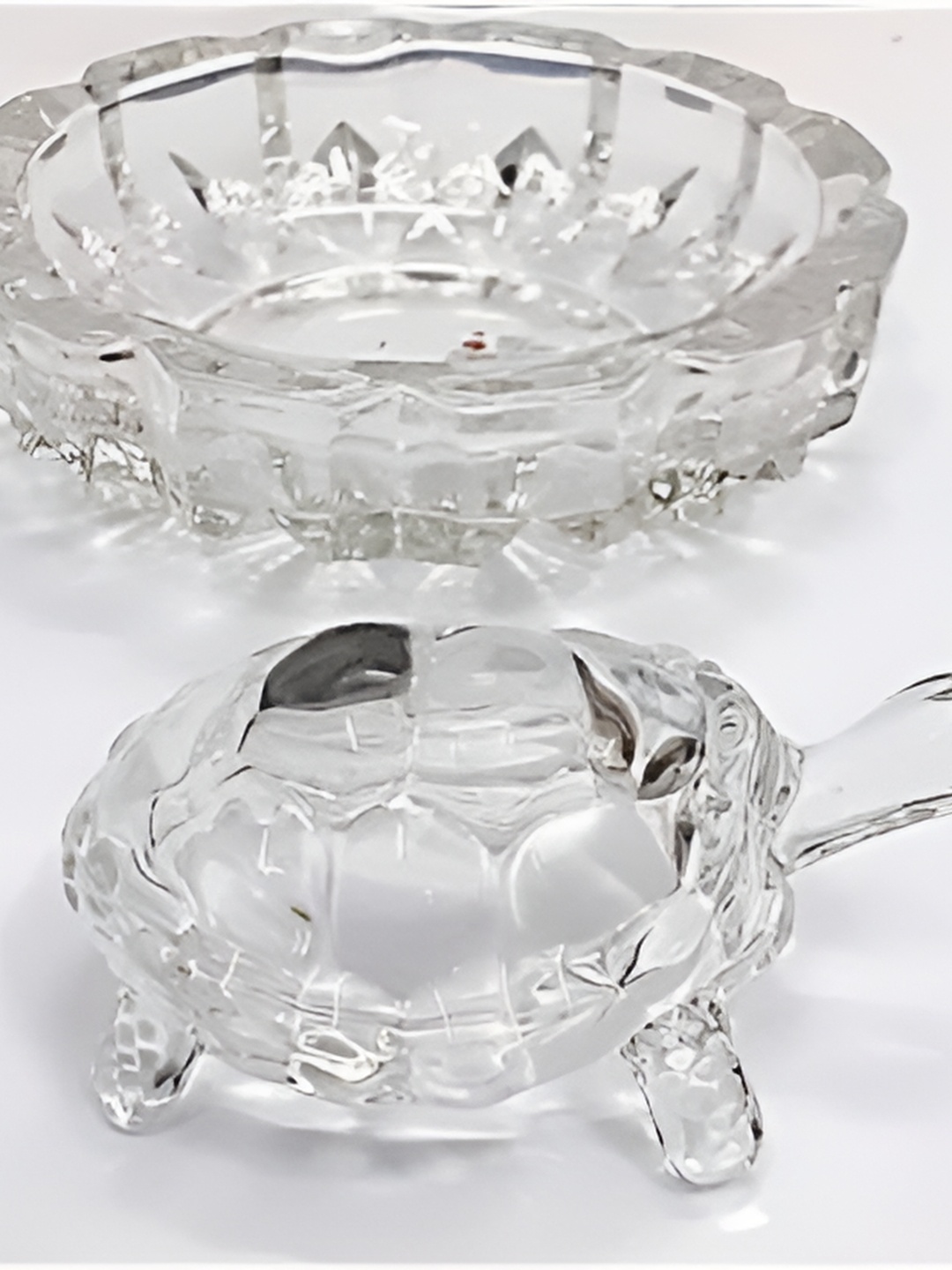 

Navyaksh Transparent Figurine Showpiece