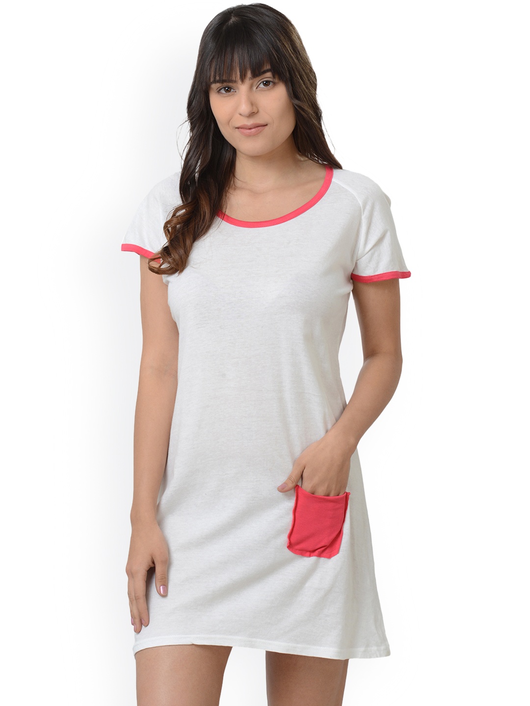 

Da Intimo White Solid Nightdress DIB213