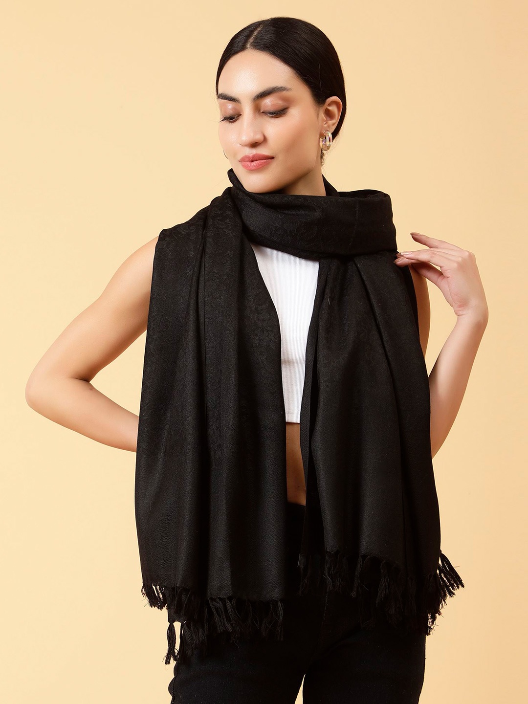 

Moda Chales Woolen Fringed Border Shawl, Black