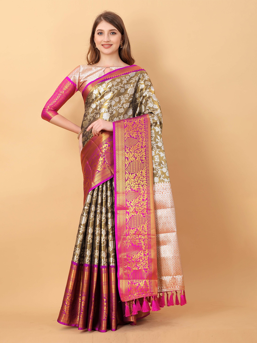 

Divyadham Textiles Floral Woven Design Zari Pure Silk Kanjeevaram Saree, Gold