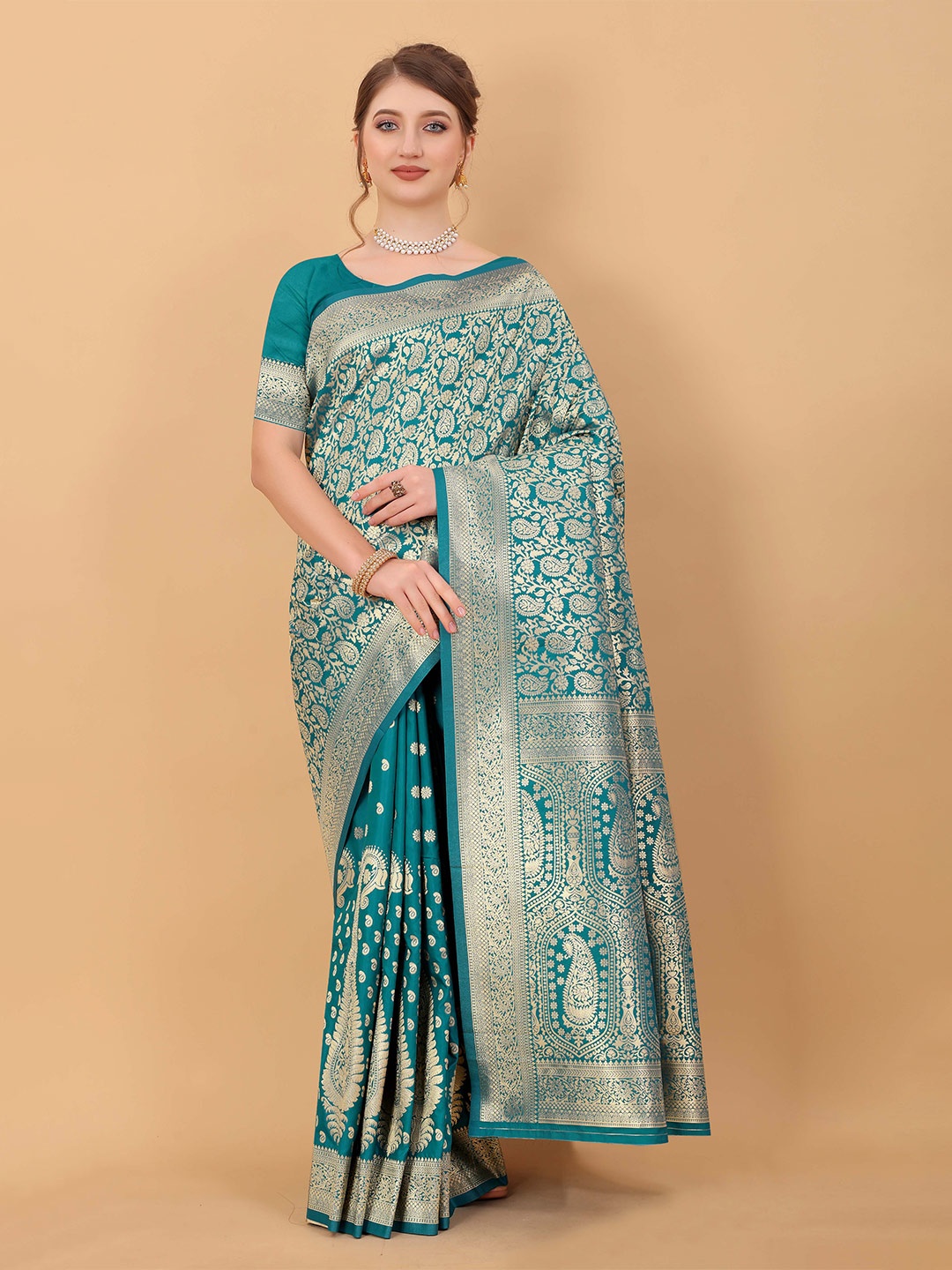 

Divyadham Textiles Ethnic Motifs Woven Design Zari Pure Silk Kanjeevaram Saree, Turquoise blue