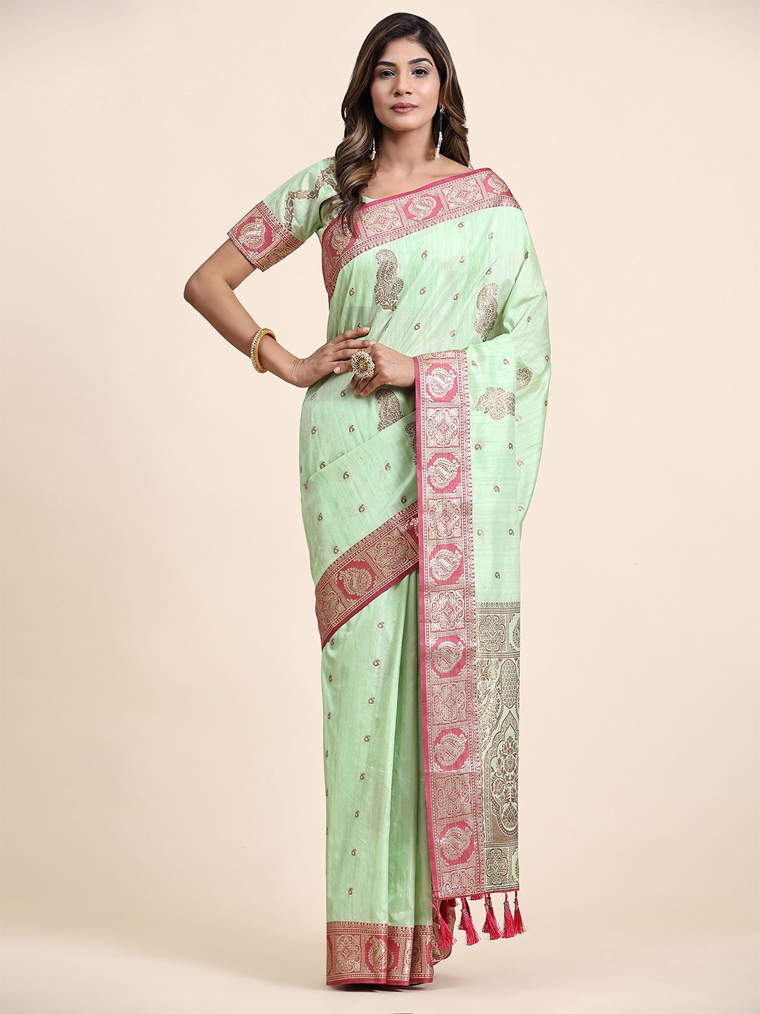 

Divyadham Ethnic Motifs Woven Design Zari Pure Silk Banarasi Saree, Green