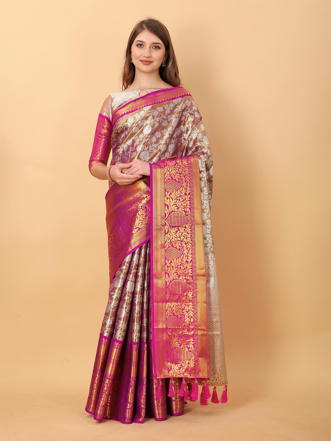 

Divyadham Textiles Ethnic Woven Design Zari Pure Silk Kanjeevaram Saree, Magenta
