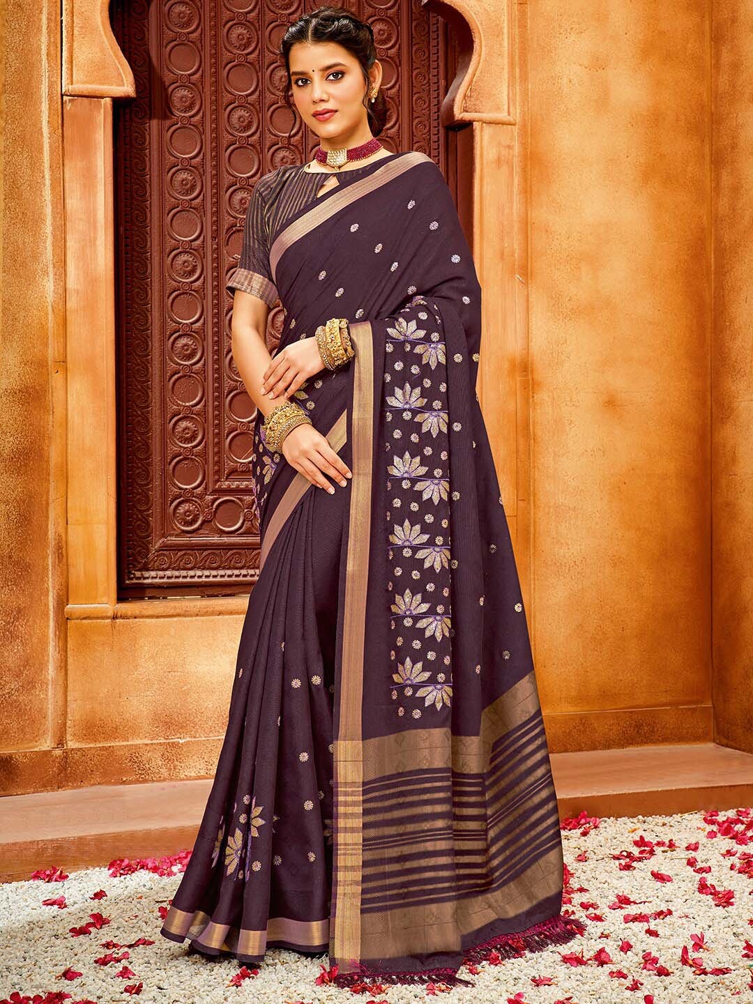 

SANSKAR Floral Embroidered Designer Saree, Burgundy