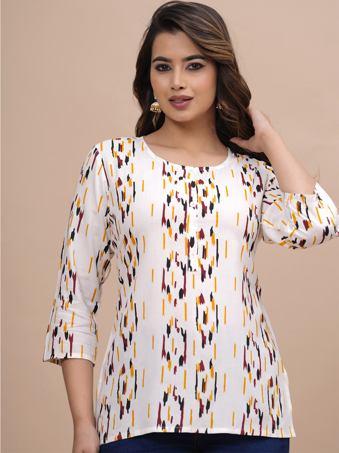 

BAESD Abstract Print Round Neck Opaque Top, White