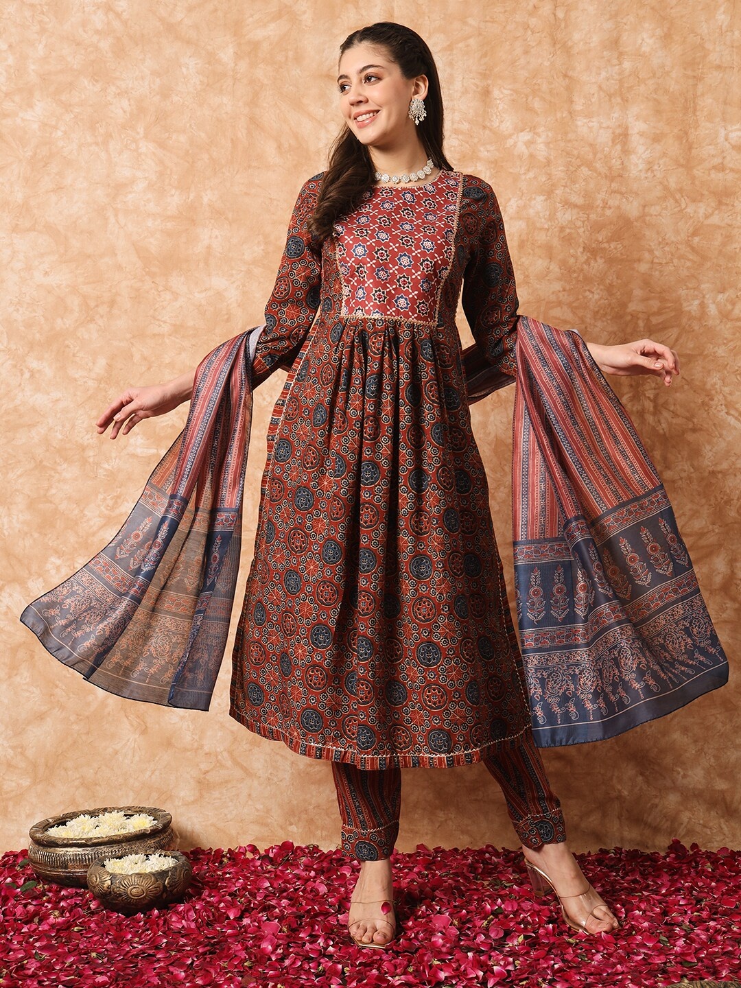 

KALINI Ethnic Motifs Printed Pleated Pure Cotton Kurta with Trousers & Dupatta, Maroon