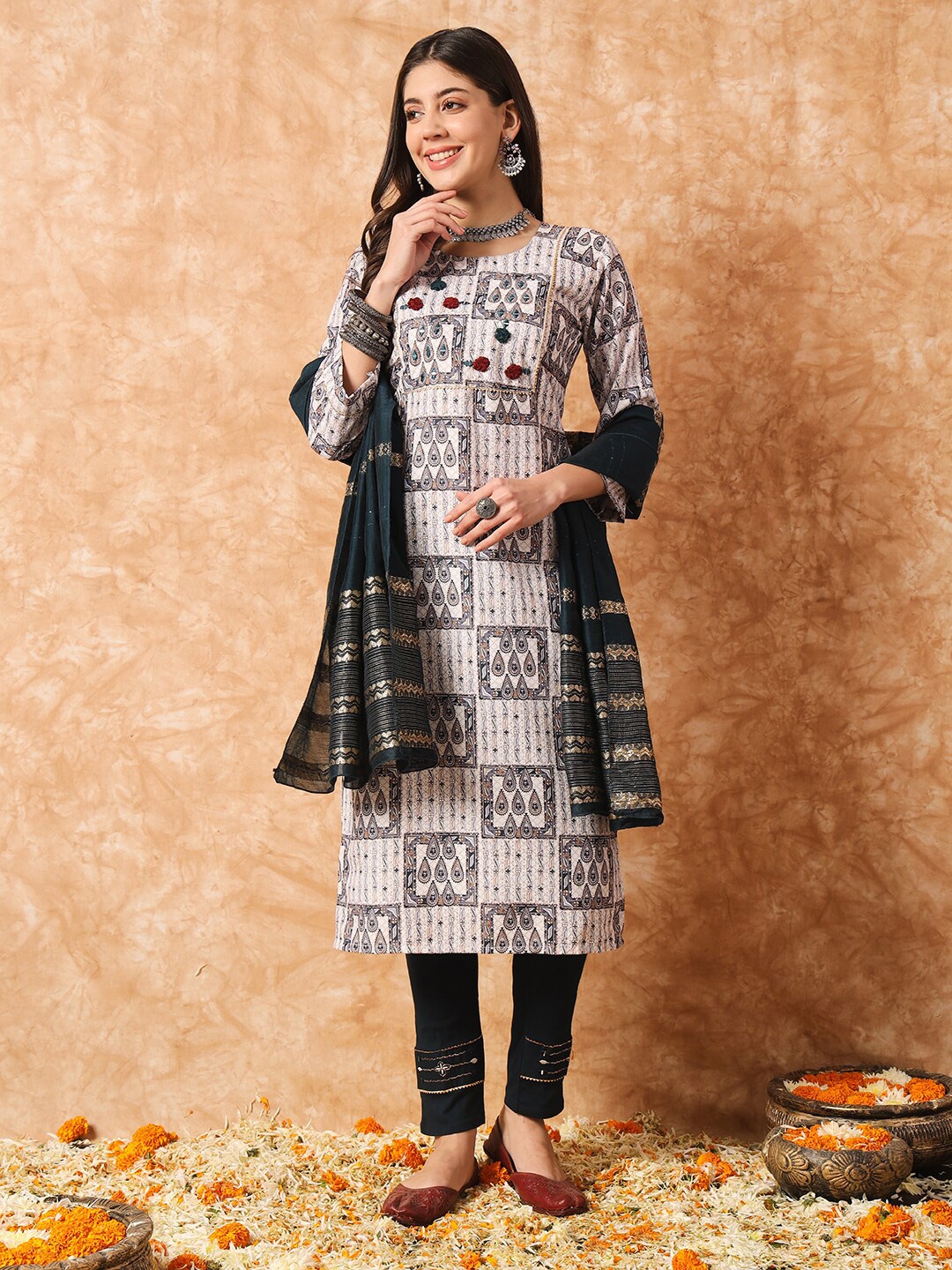 

KALINI Ethnic Motifs Printed Regular Kurta with Trousers & With Dupatta, Grey