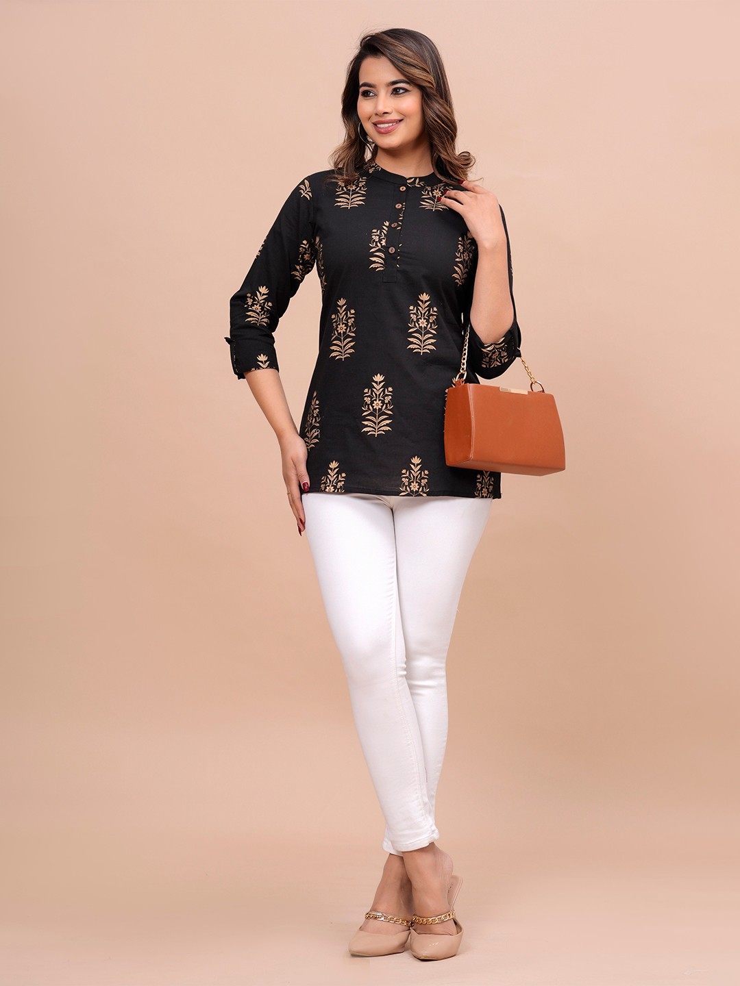 

BAESD Floral Printed Pure Cotton Kurti, Black
