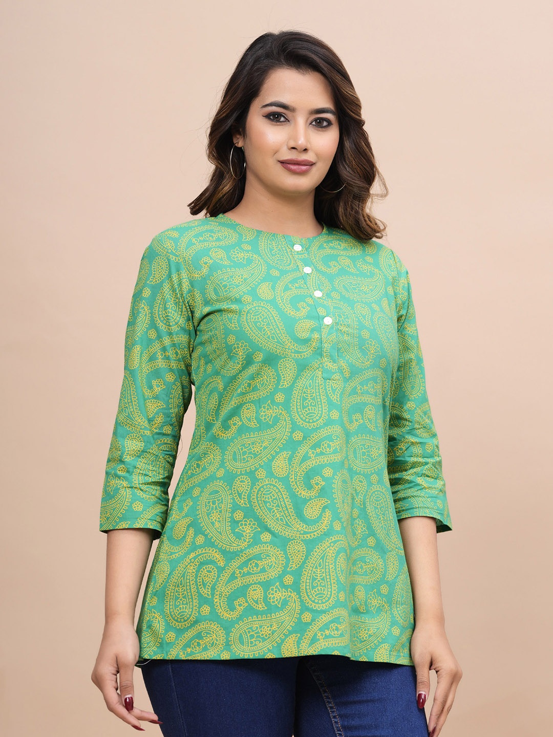 

BAESD Round Neck Floral Printed Pure Cotton Kurti, Green