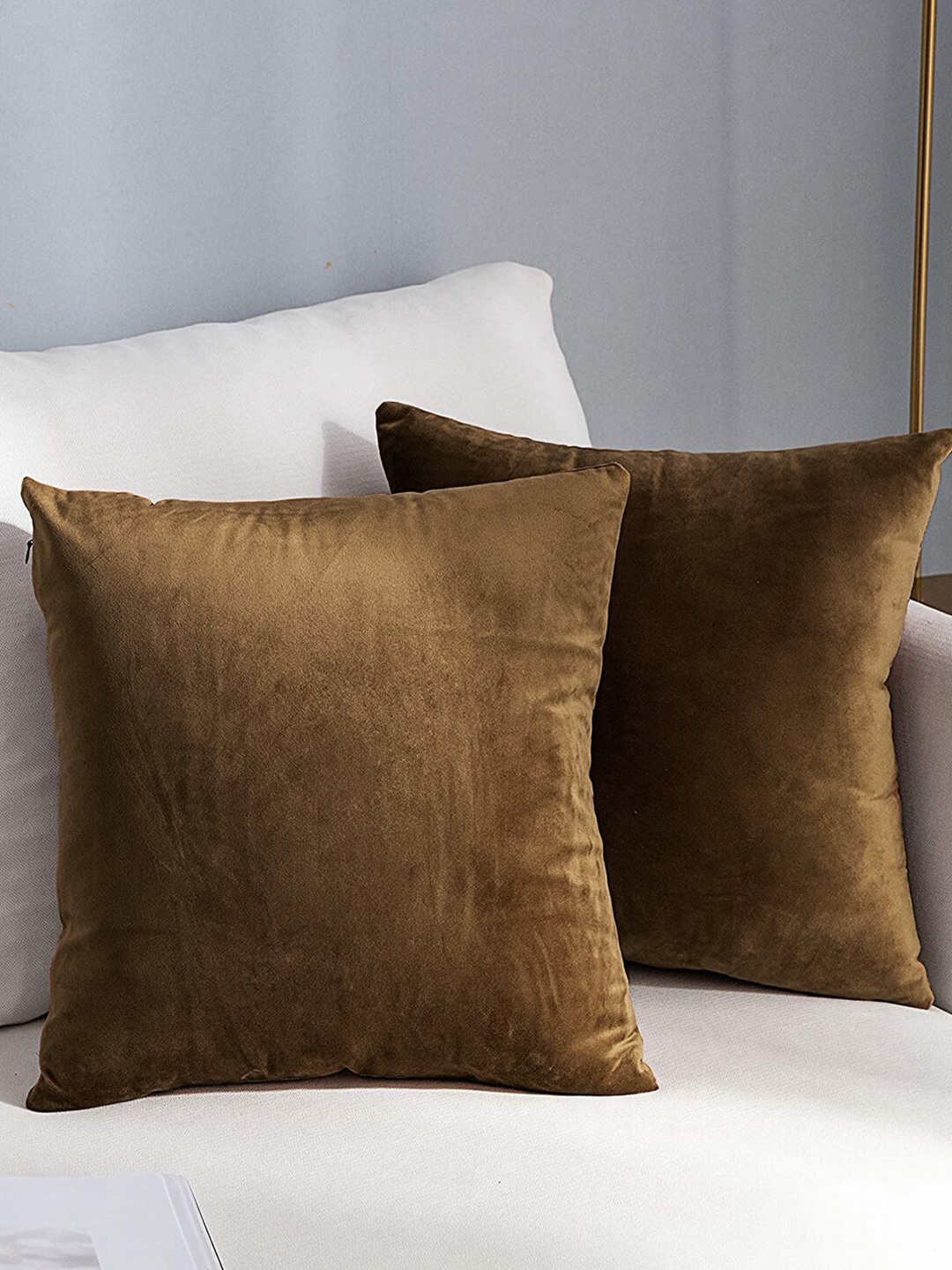

AEROHAVEN Brown 2 Pcs Reversible Square Cushion Covers