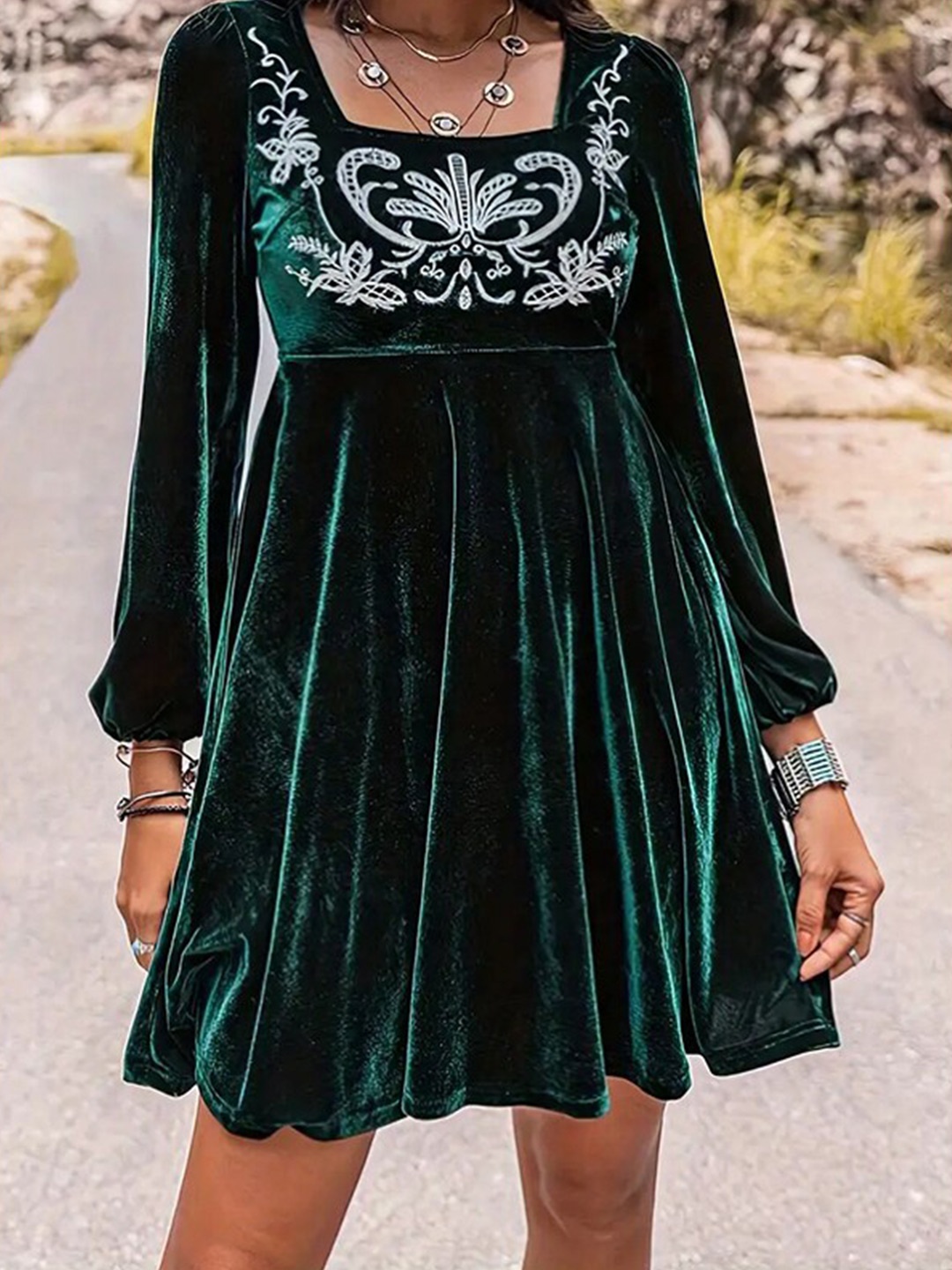 

StyleCast Green Ethnic Motifs Embroidered Bishop Sleeves Empire Mini Dress