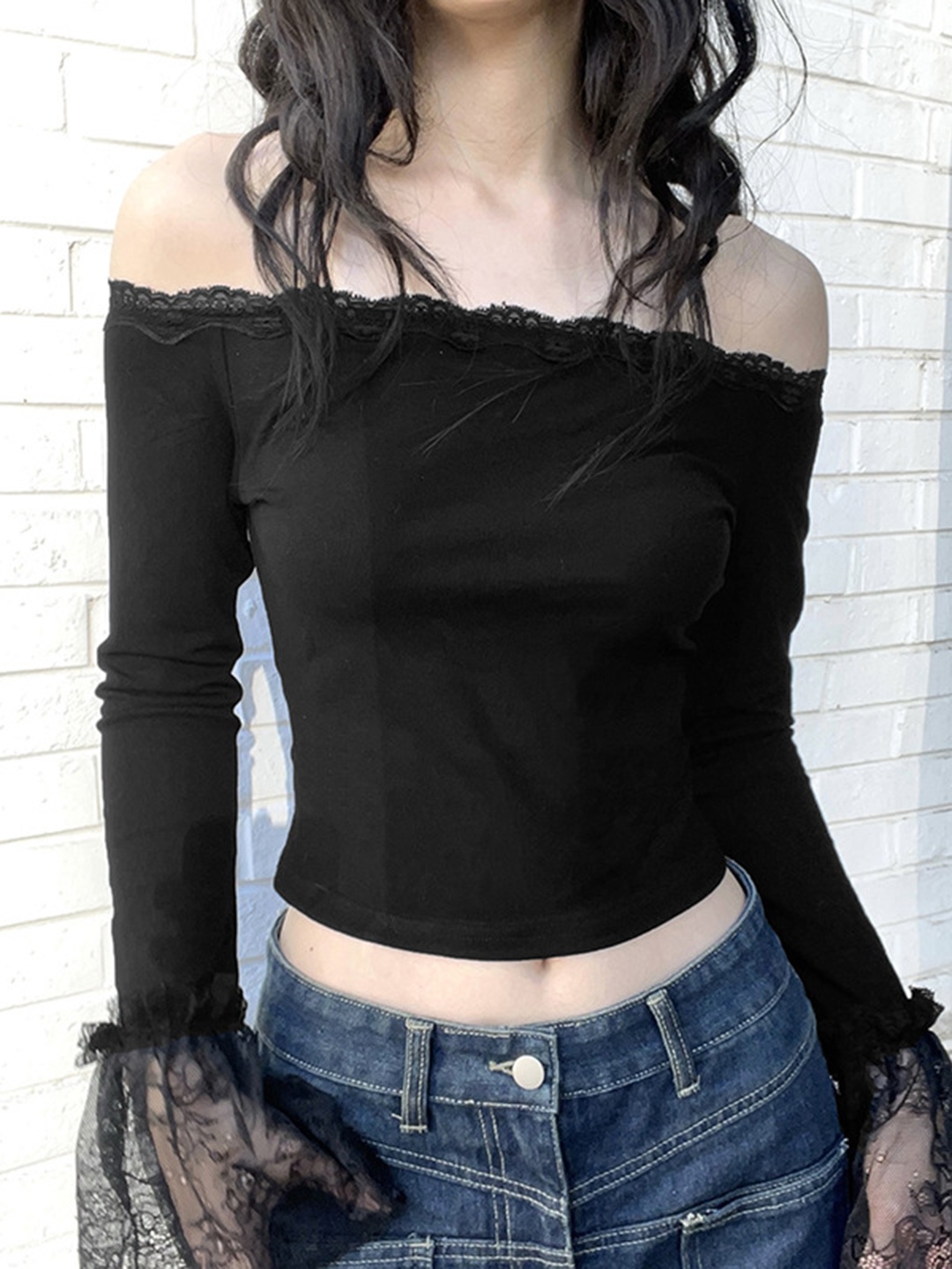 

StyleCast Black Off-Shoulder Long Sleeves Bardot Top