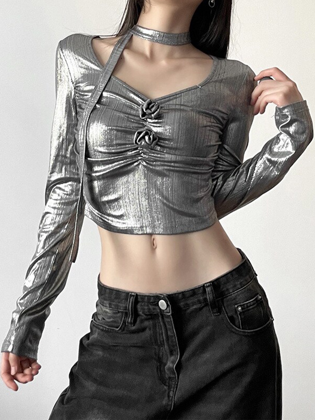 

StyleCast Silver-Toned V-Neck Crop Top